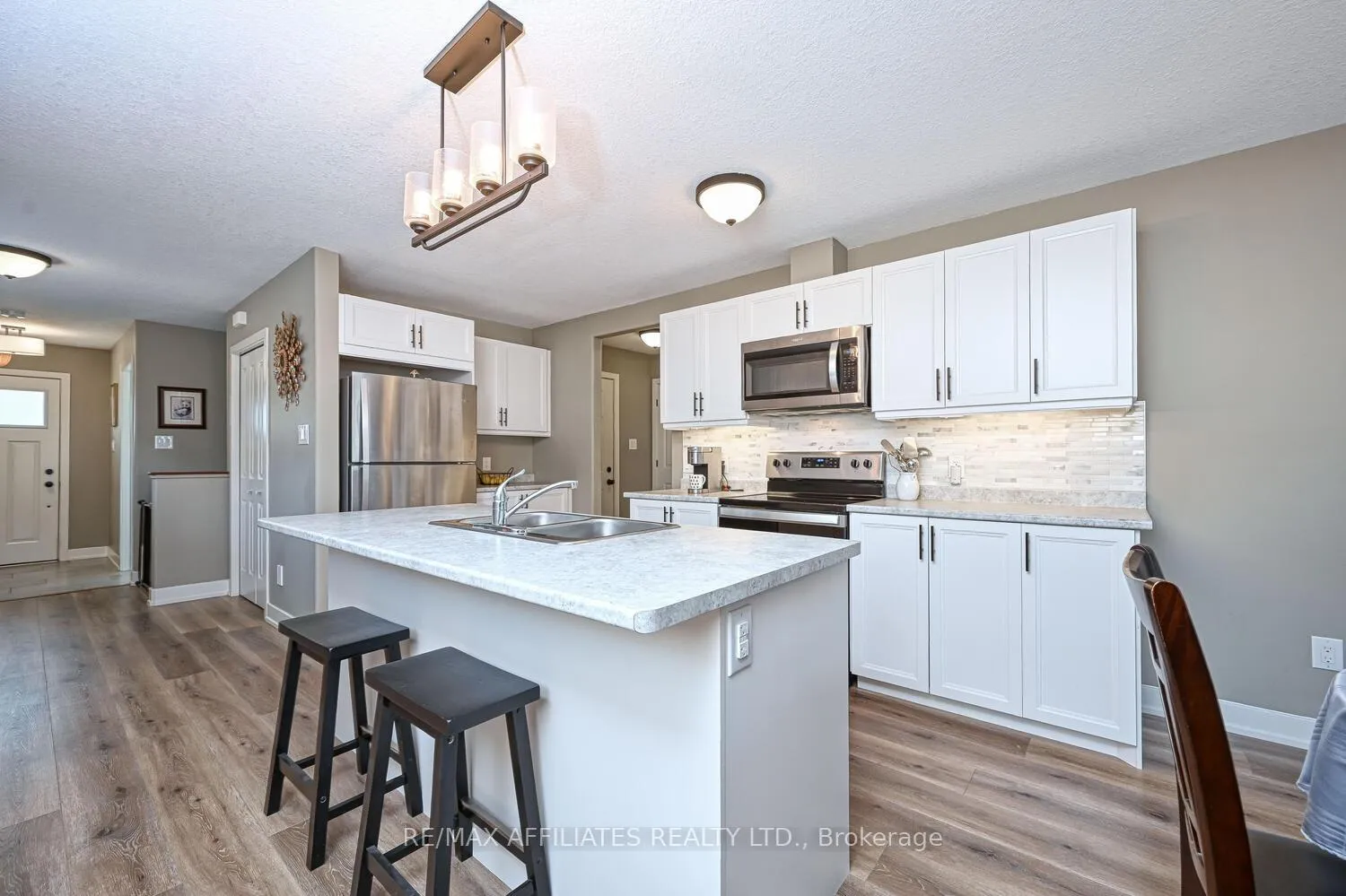 Photo 12 of 156 Ferrara Drive, Smiths Falls — HOMEH