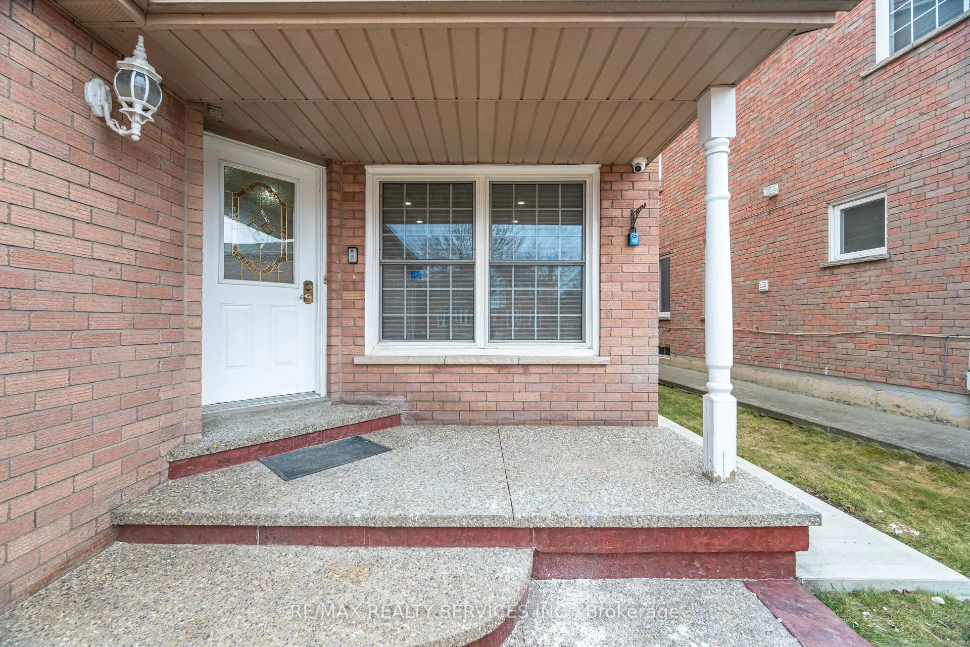 Photo 2 of 85 Nuffield Street, Brampton, Westgate — HOMEH