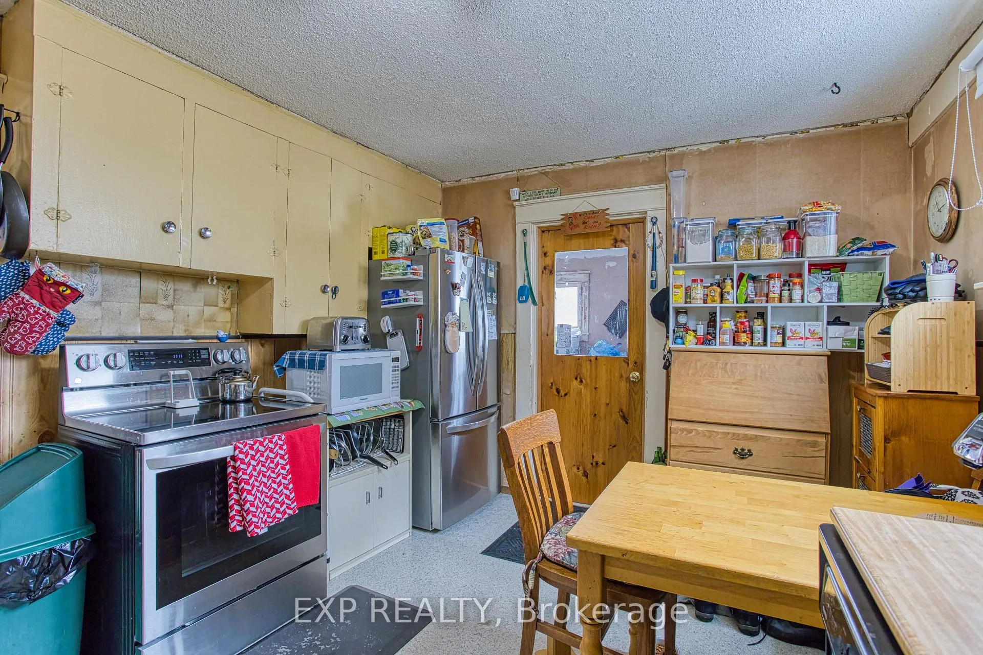 Photo 16 of 100 Ross Street, Welland, Welland Downtown — HOMEH