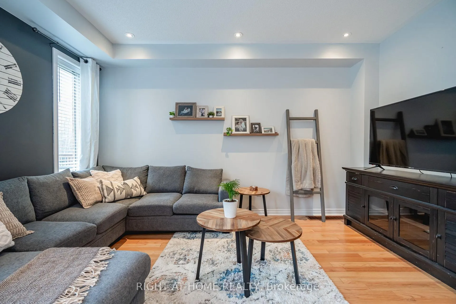 Photo 13 of 34 Blanchard Crescent, Essa, Angus — HOMEH