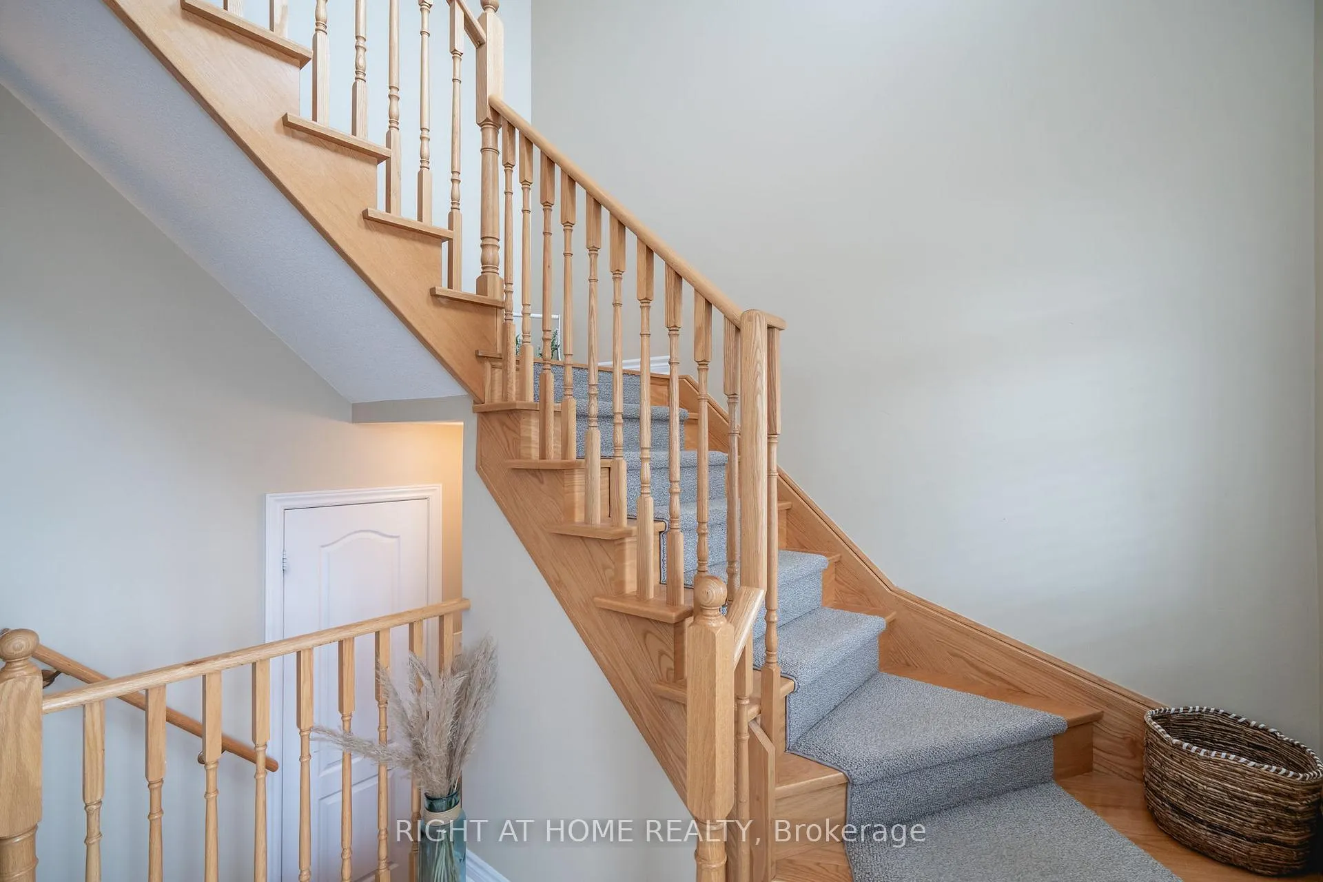 Photo 18 of 34 Blanchard Crescent, Essa, Angus — HOMEH
