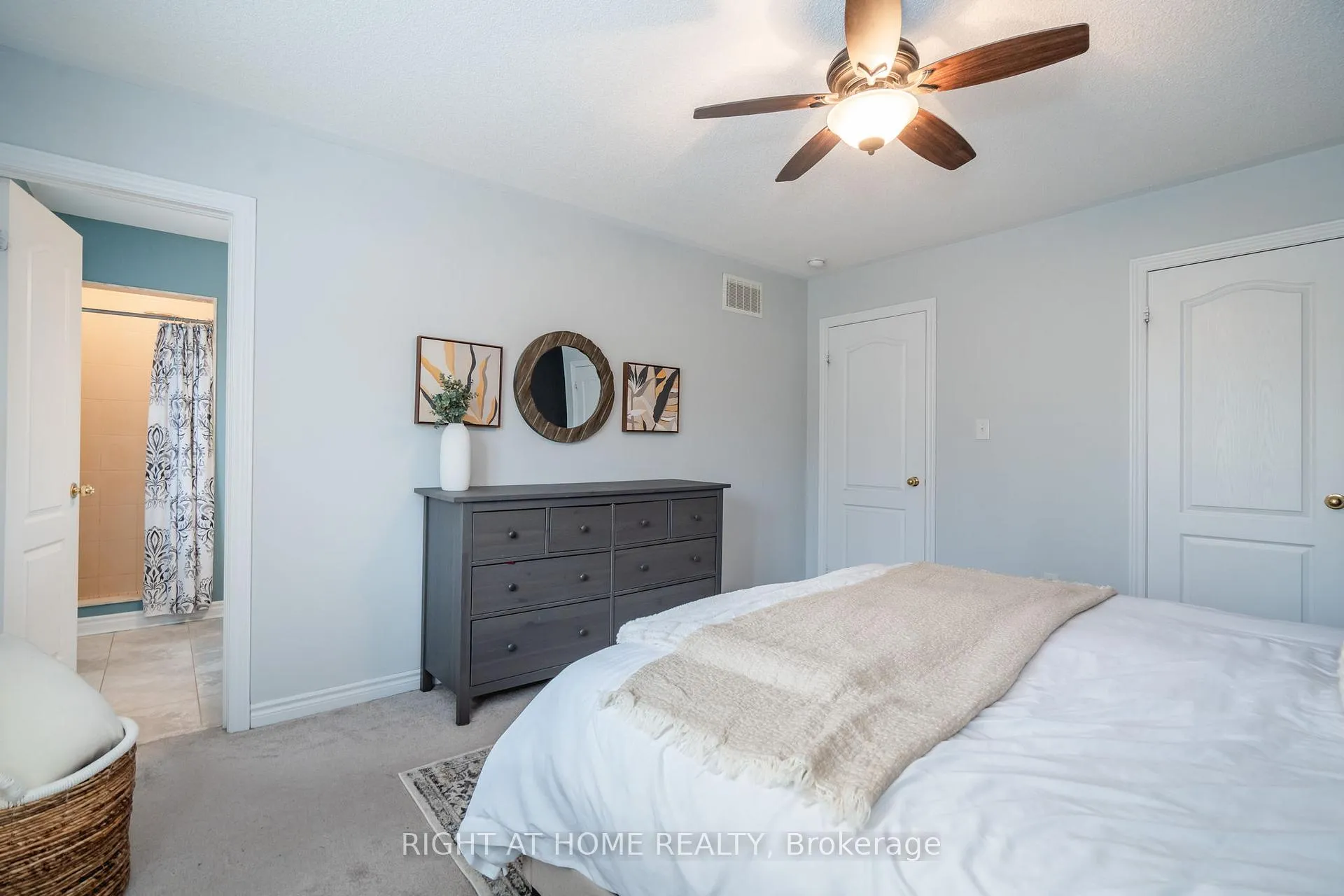 Photo 24 of 34 Blanchard Crescent, Essa, Angus — HOMEH