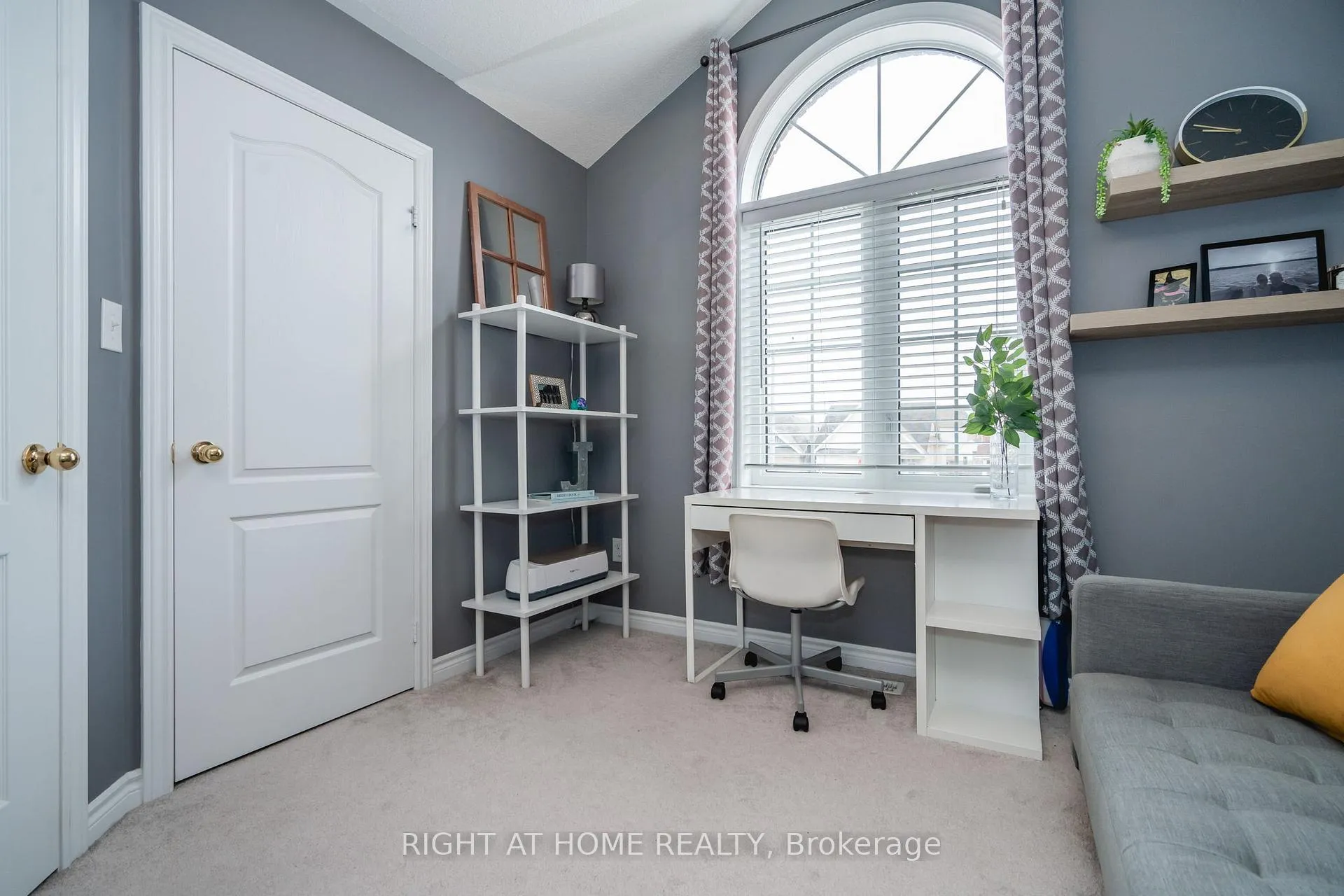 Photo 28 of 34 Blanchard Crescent, Essa, Angus — HOMEH