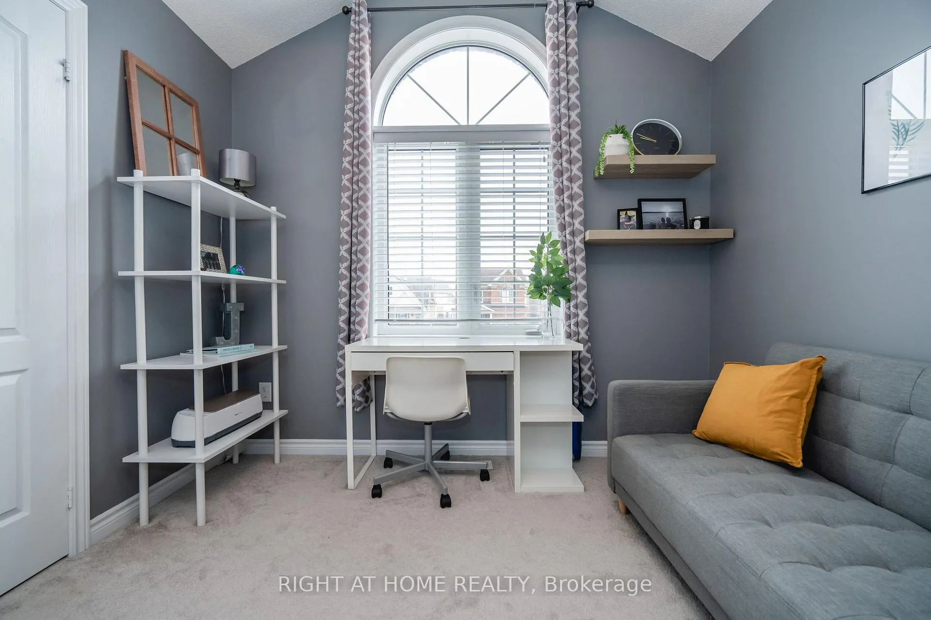 Photo 29 of 34 Blanchard Crescent, Essa, Angus — HOMEH