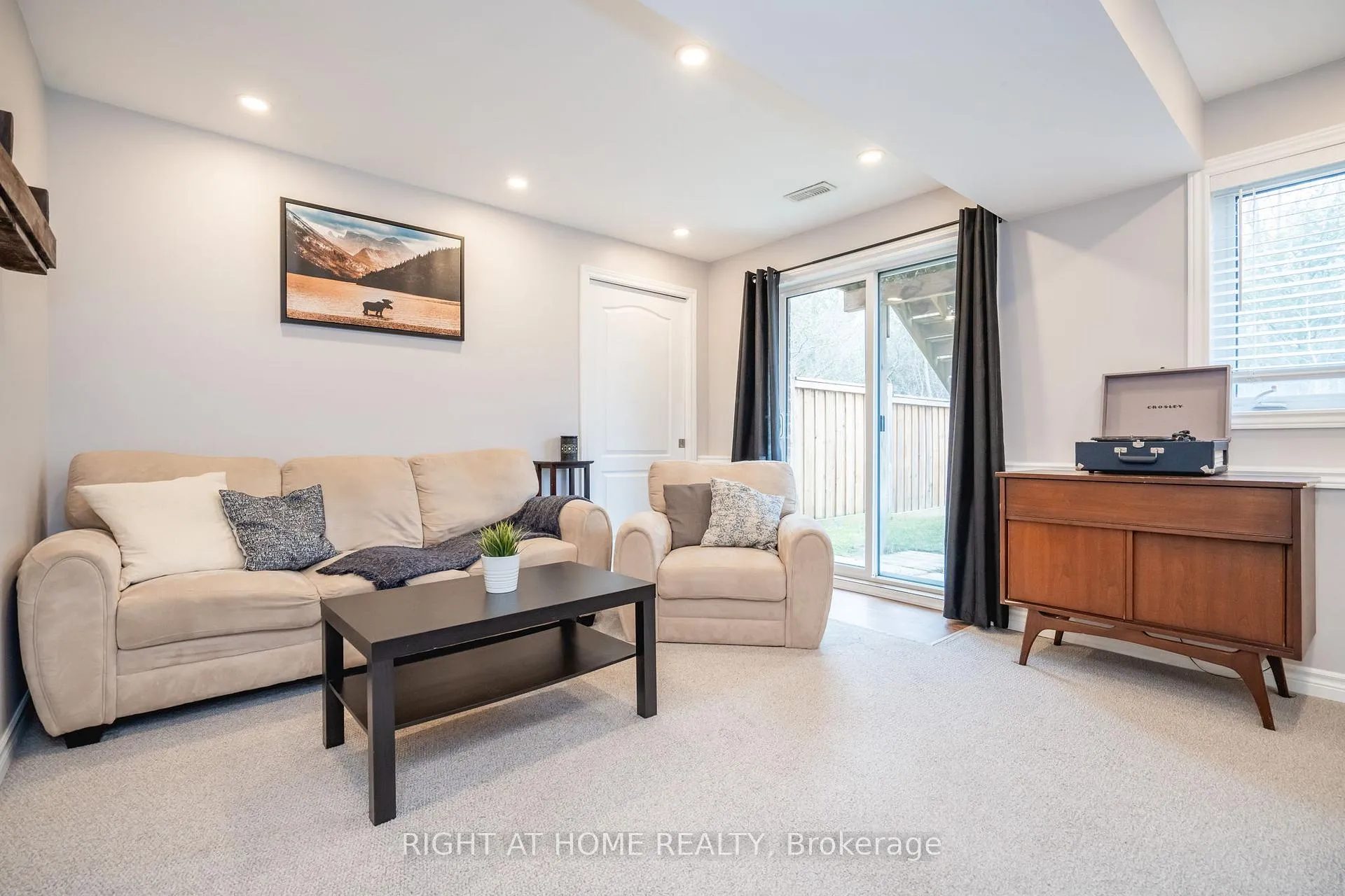 Photo 35 of 34 Blanchard Crescent, Essa, Angus — HOMEH