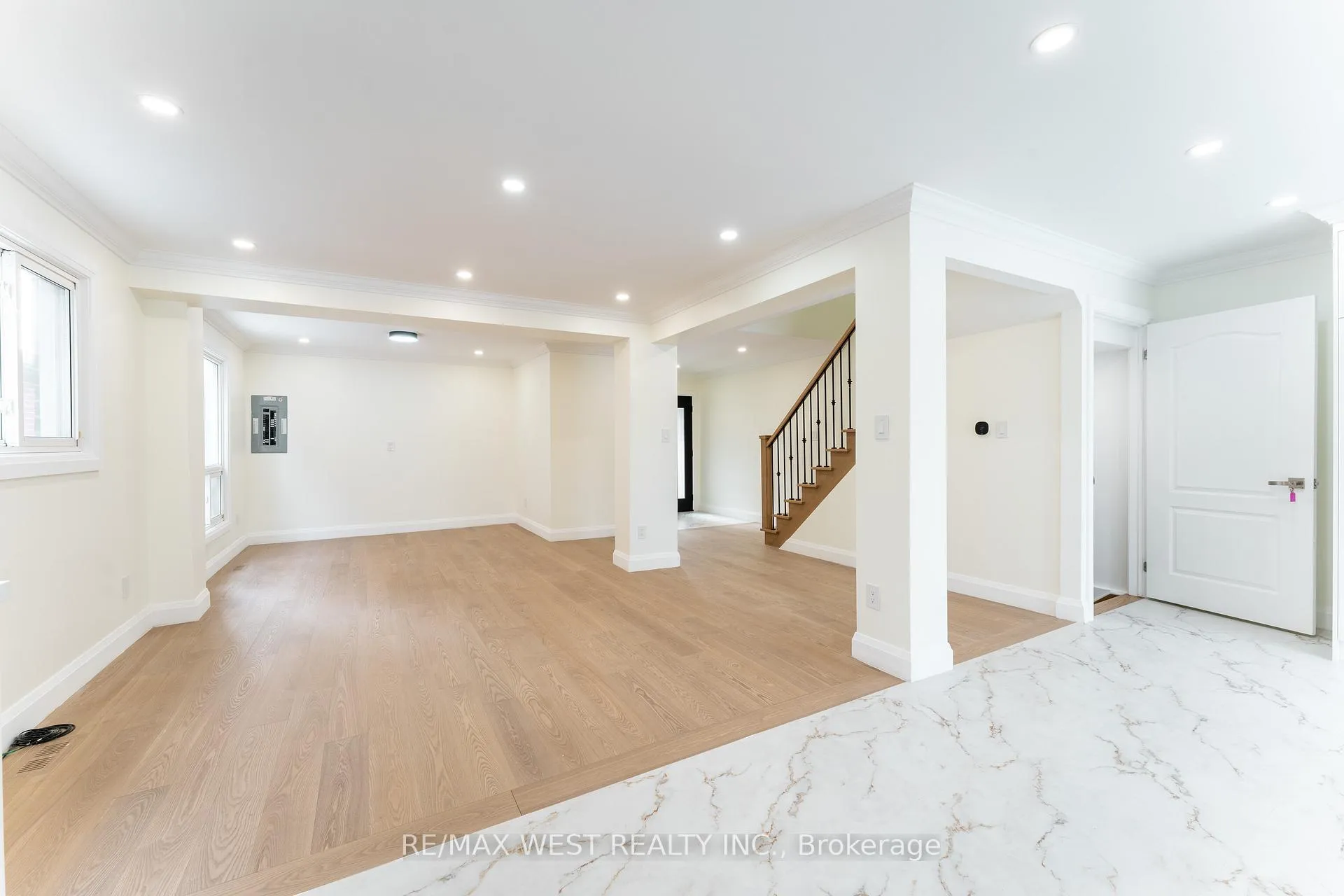 Photo 17 of 188 Misty Meadow Drive, Vaughan, East Woodbridge — HOMEH