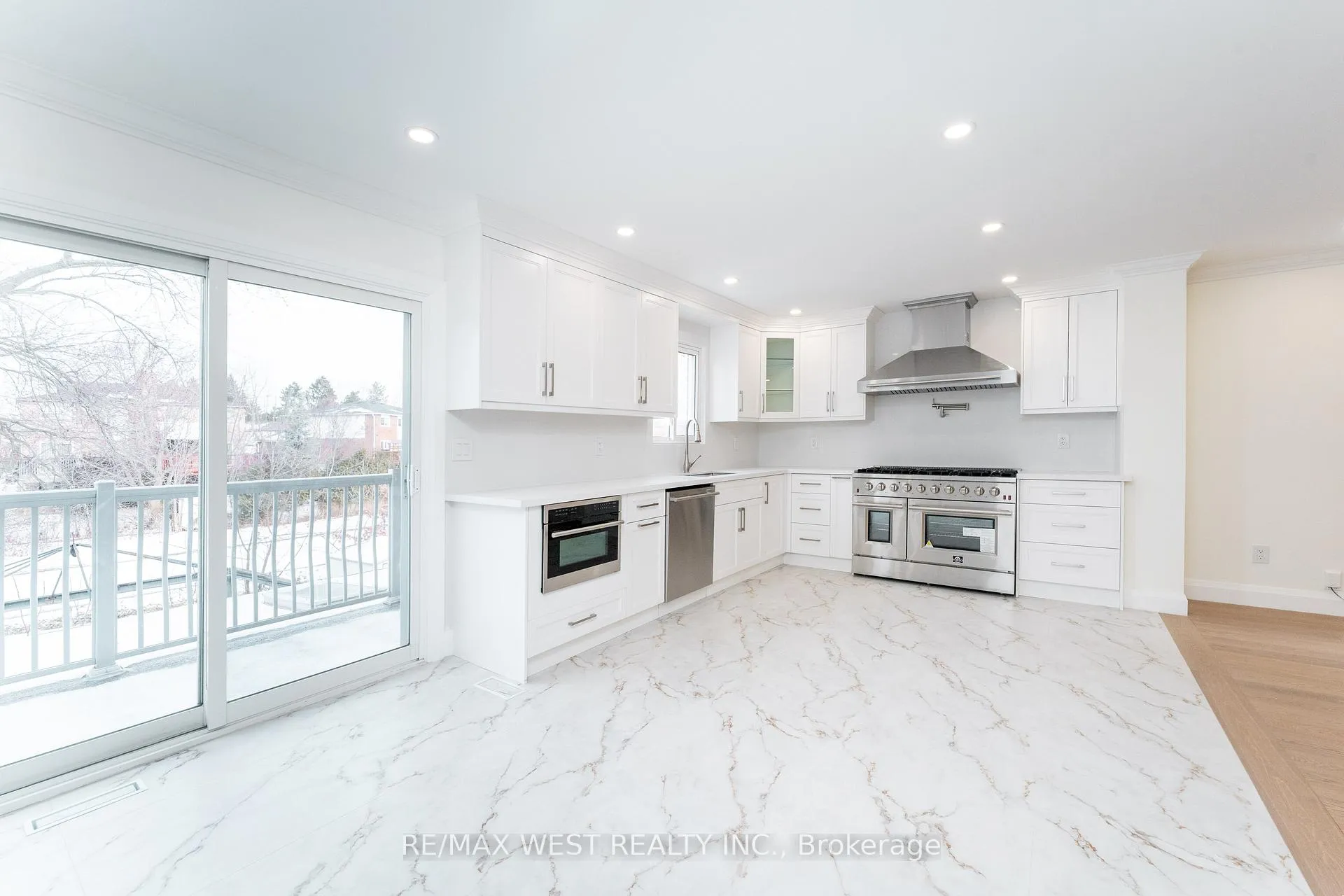 Photo 19 of 188 Misty Meadow Drive, Vaughan, East Woodbridge — HOMEH