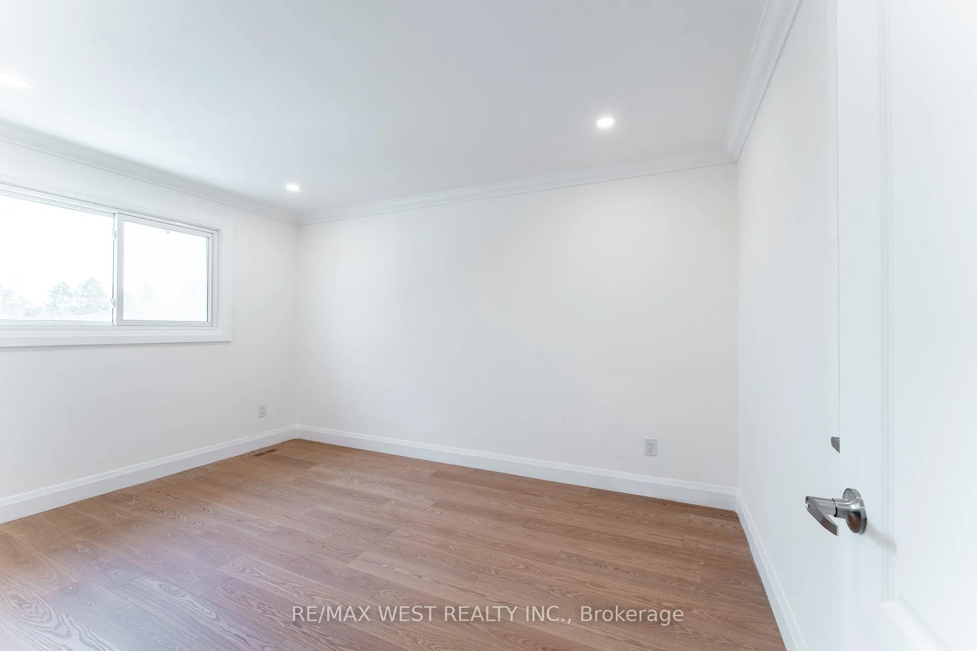 Photo 24 of 188 Misty Meadow Drive, Vaughan, East Woodbridge — HOMEH