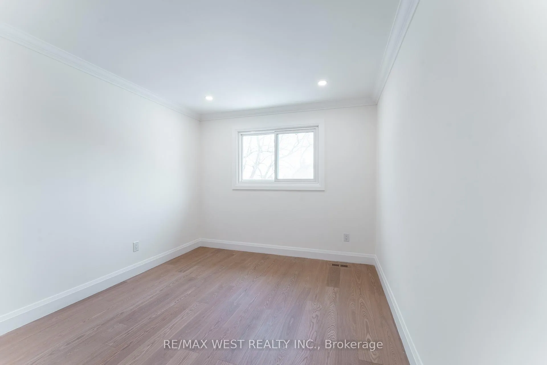 Photo 25 of 188 Misty Meadow Drive, Vaughan, East Woodbridge — HOMEH