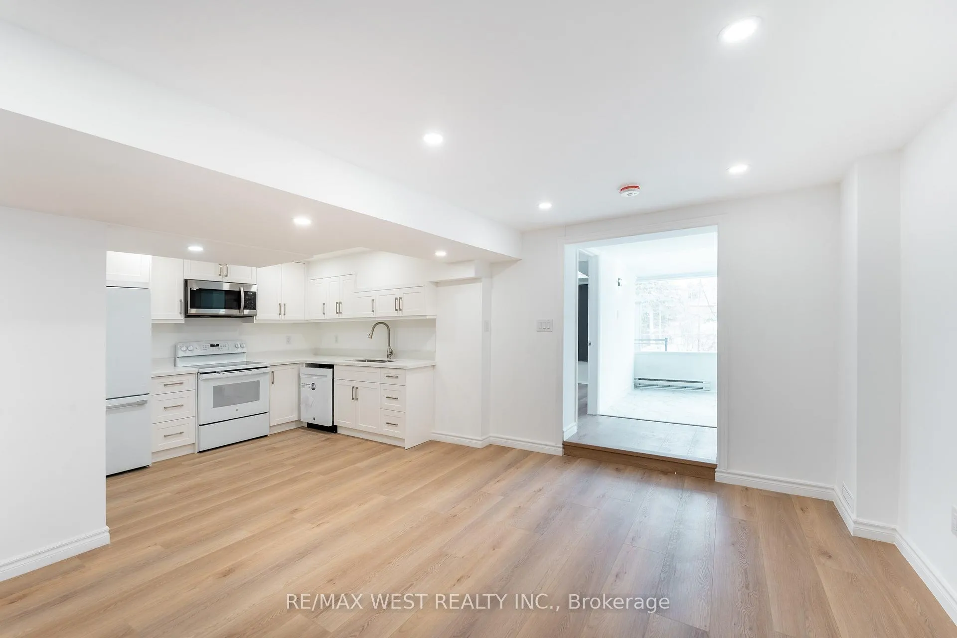 Photo 38 of 188 Misty Meadow Drive, Vaughan, East Woodbridge — HOMEH