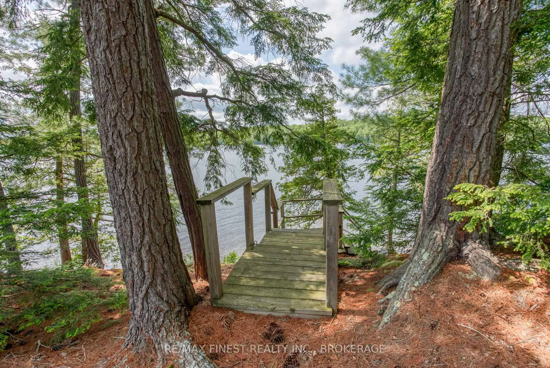 Photo 8 of 259 Island 1, Frontenac, Frontenac Centre — HOMEH
