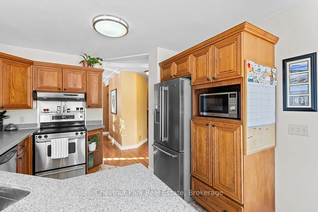 Photo 10 of 359003 Grey Road 15, Meaford — HOMEH