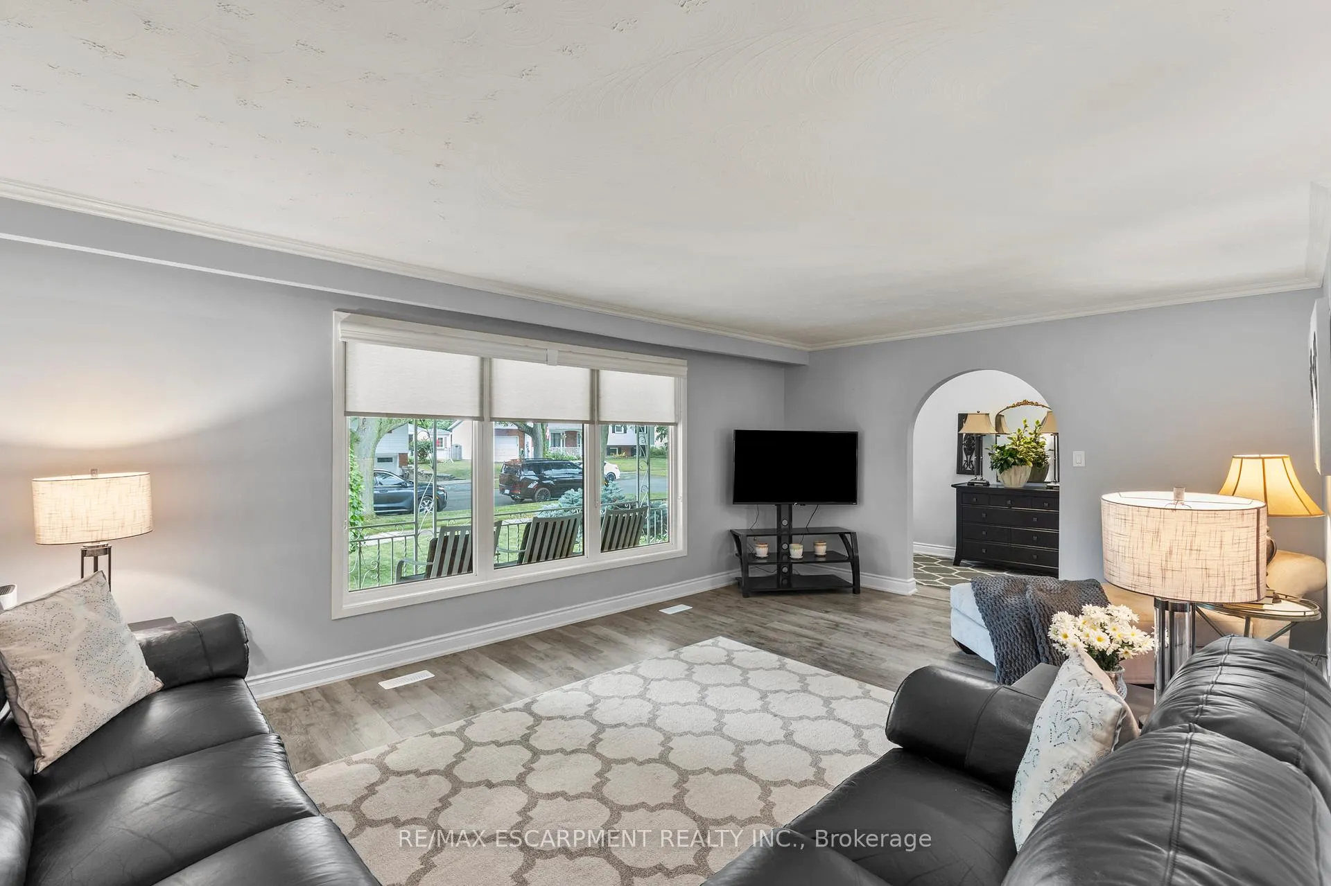 Photo 8 of 15 Debora Drive, Grimsby, Grimsby East — HOMEH