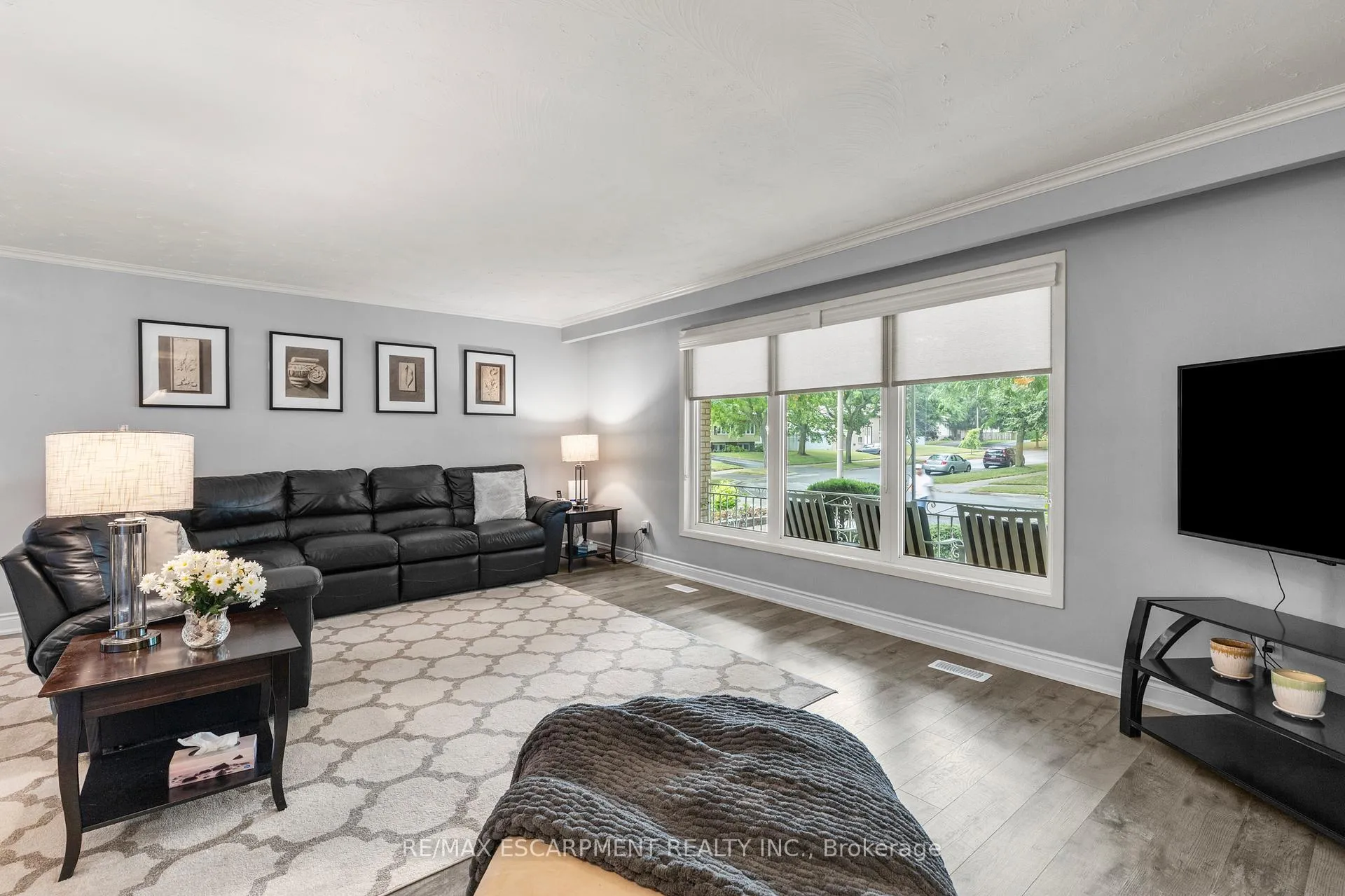 Photo 9 of 15 Debora Drive, Grimsby, Grimsby East — HOMEH