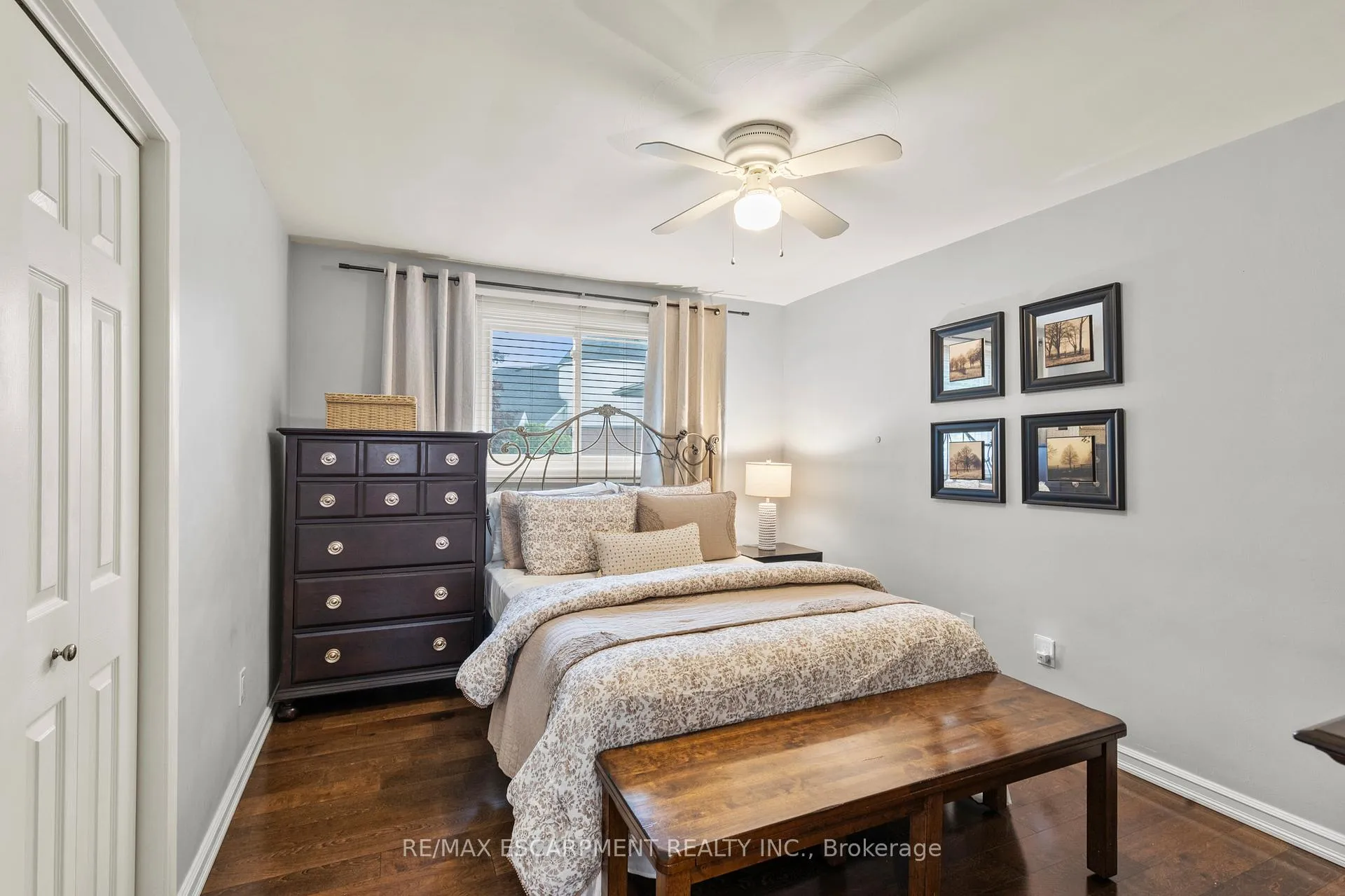 Photo 20 of 15 Debora Drive, Grimsby, Grimsby East — HOMEH