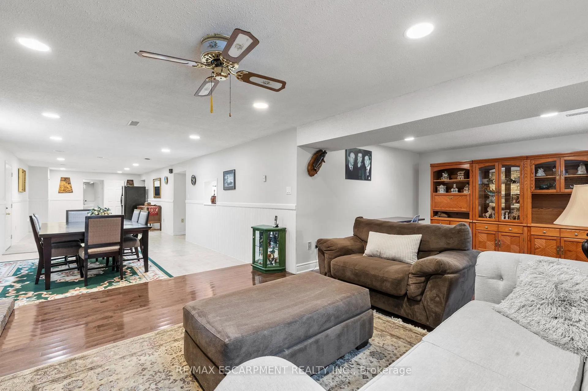Photo 26 of 15 Debora Drive, Grimsby, Grimsby East — HOMEH