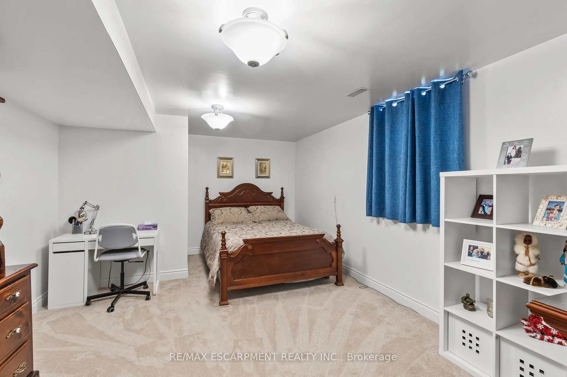 Photo 33 of 15 Debora Drive, Grimsby, Grimsby East — HOMEH