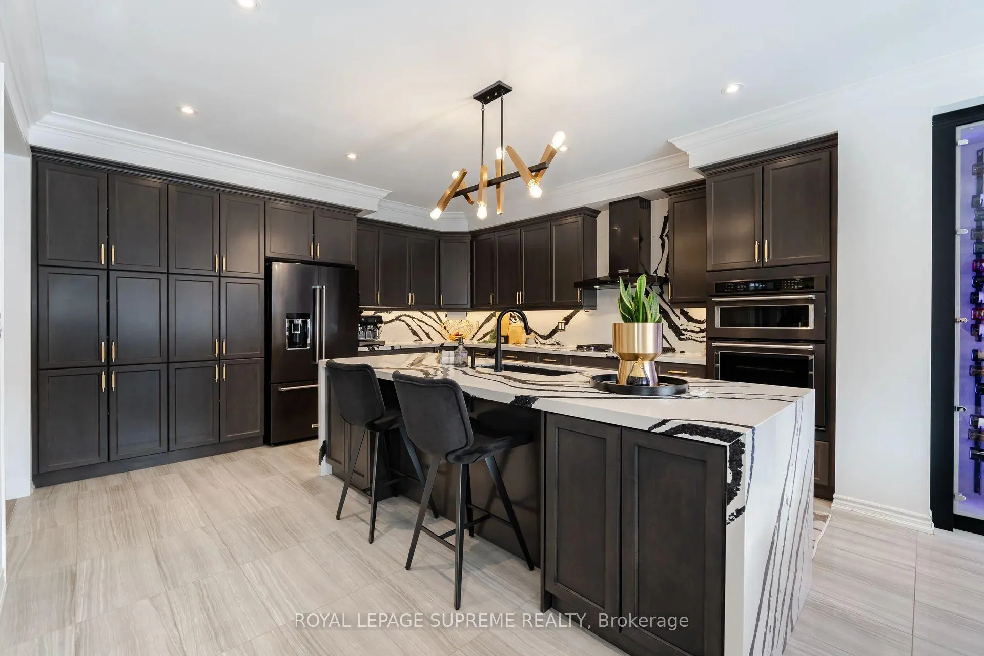 Photo 8 of 53 Chorus Crescent, Vaughan, Kleinburg — HOMEH