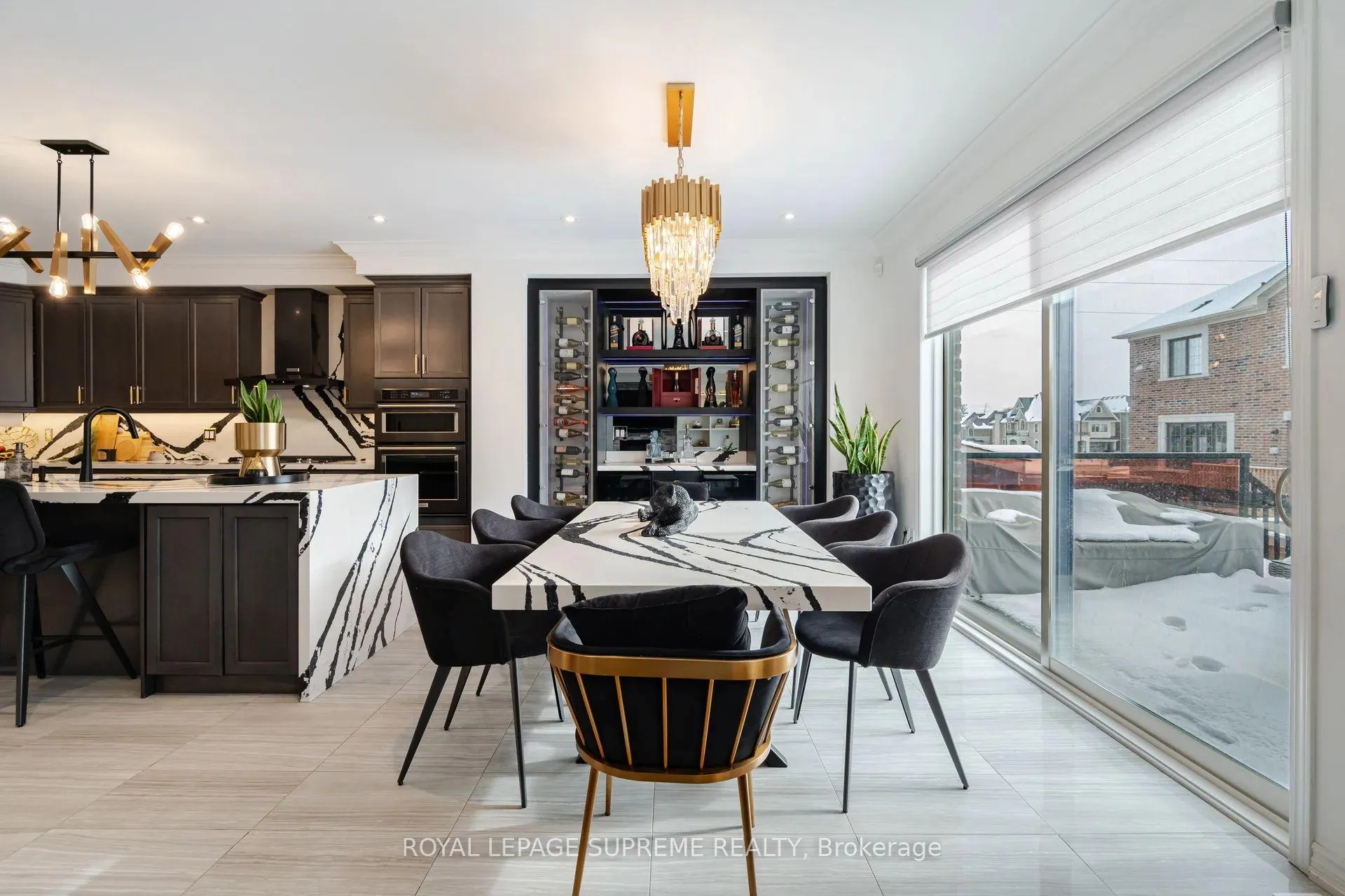 Photo 10 of 53 Chorus Crescent, Vaughan, Kleinburg — HOMEH