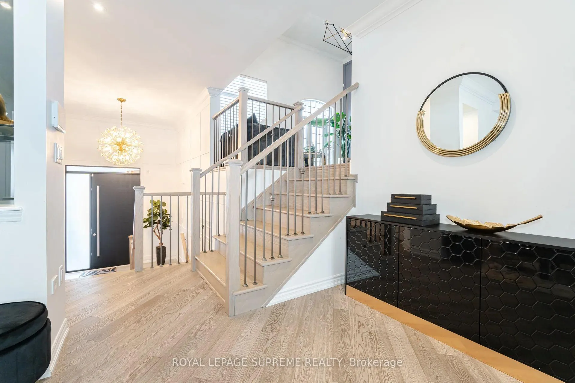 Photo 16 of 53 Chorus Crescent, Vaughan, Kleinburg — HOMEH