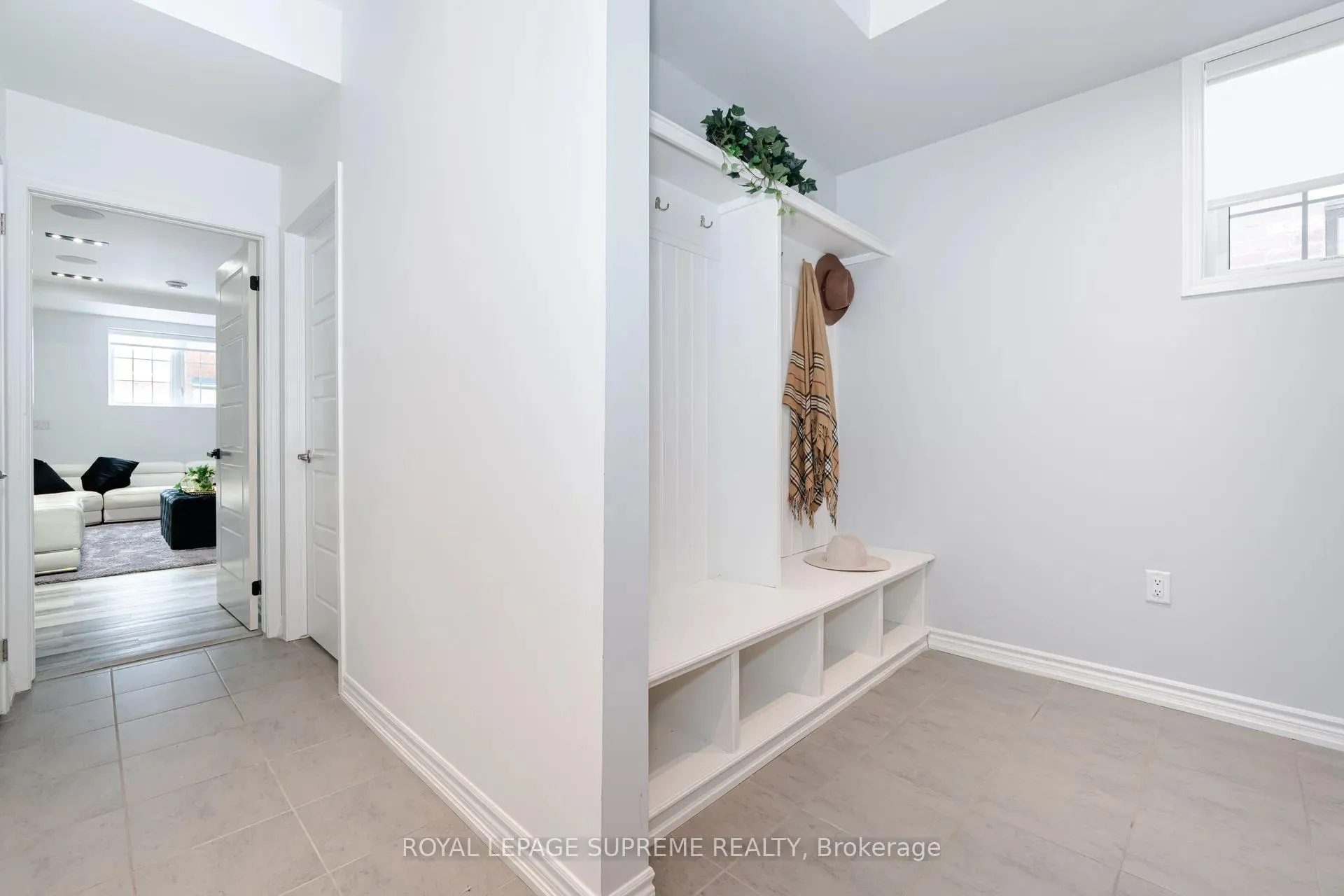 Photo 32 of 53 Chorus Crescent, Vaughan, Kleinburg — HOMEH