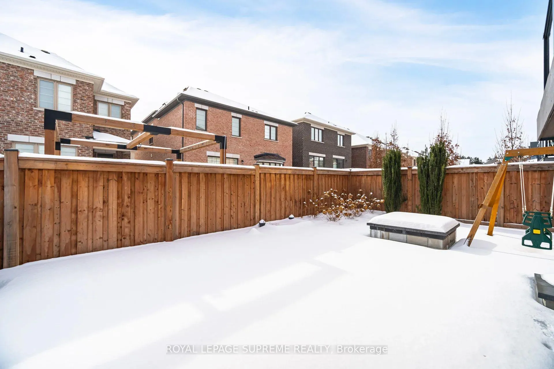 Photo 41 of 53 Chorus Crescent, Vaughan, Kleinburg — HOMEH