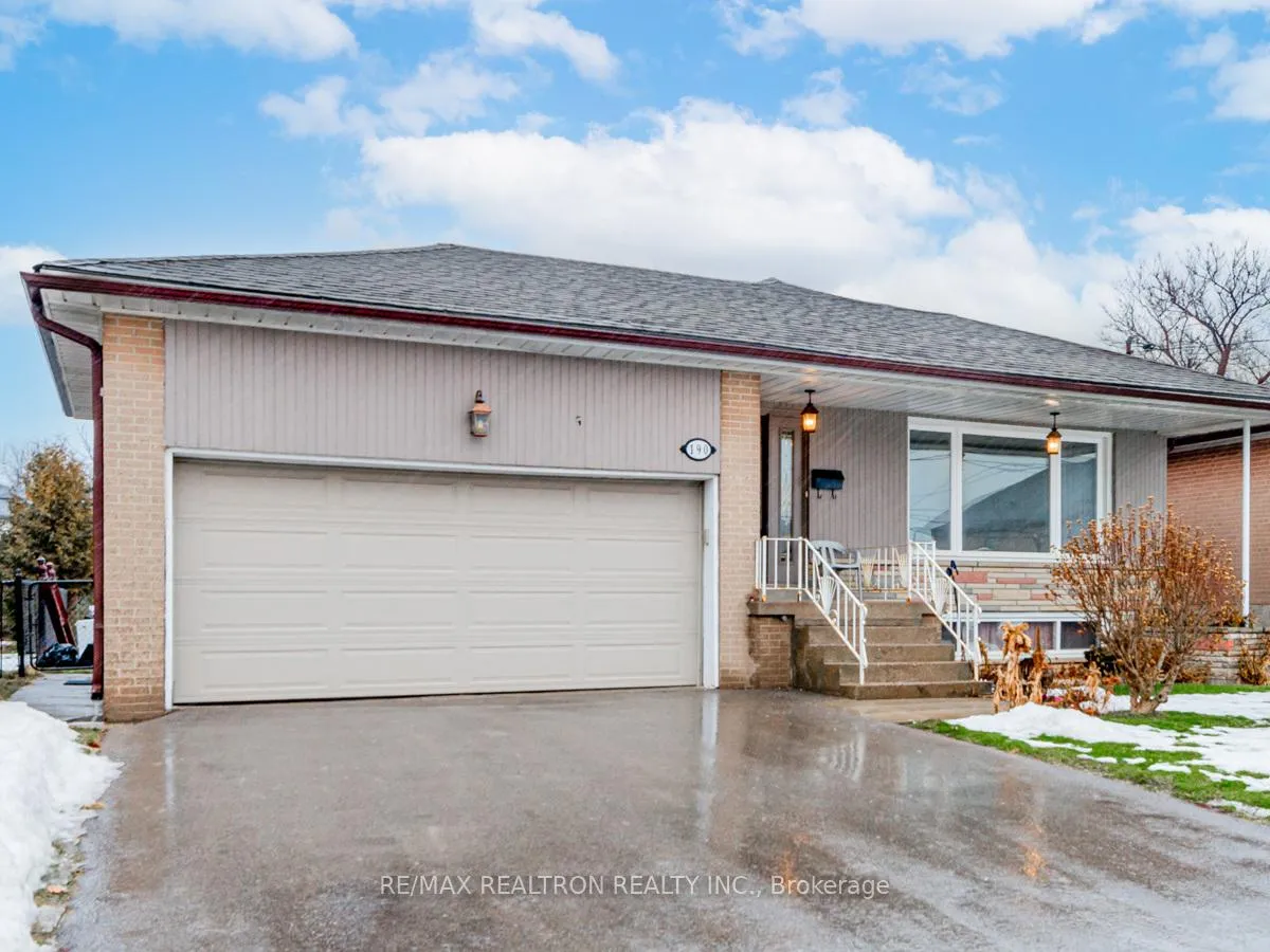 Photo 2 of 190 Ranee Avenue, Toronto, Englemount-Lawrence — HOMEH