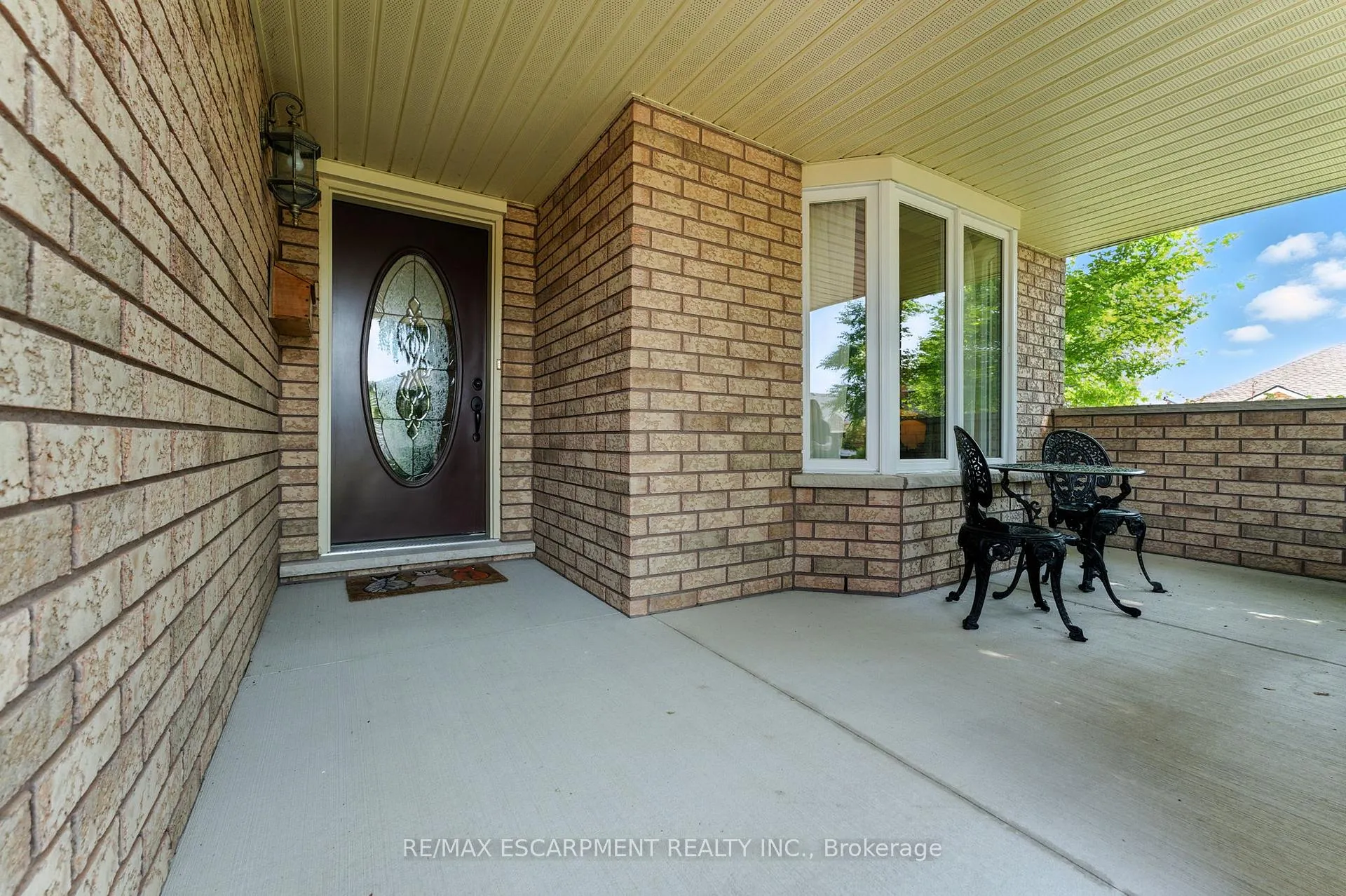 Photo 3 of 50 Upper Canada Drive, Norfolk, Port Rowan — HOMEH