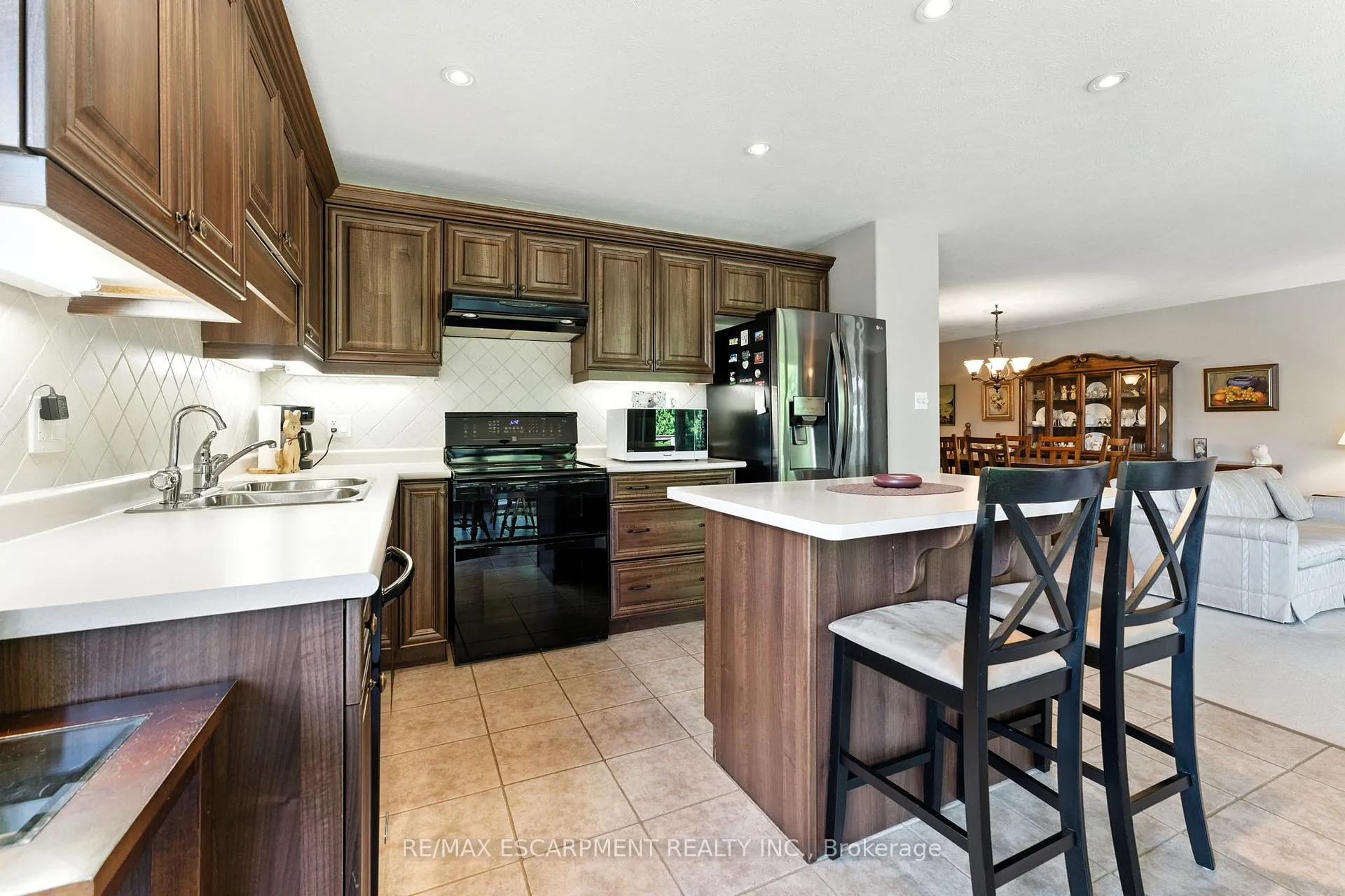 Photo 14 of 50 Upper Canada Drive, Norfolk, Port Rowan — HOMEH