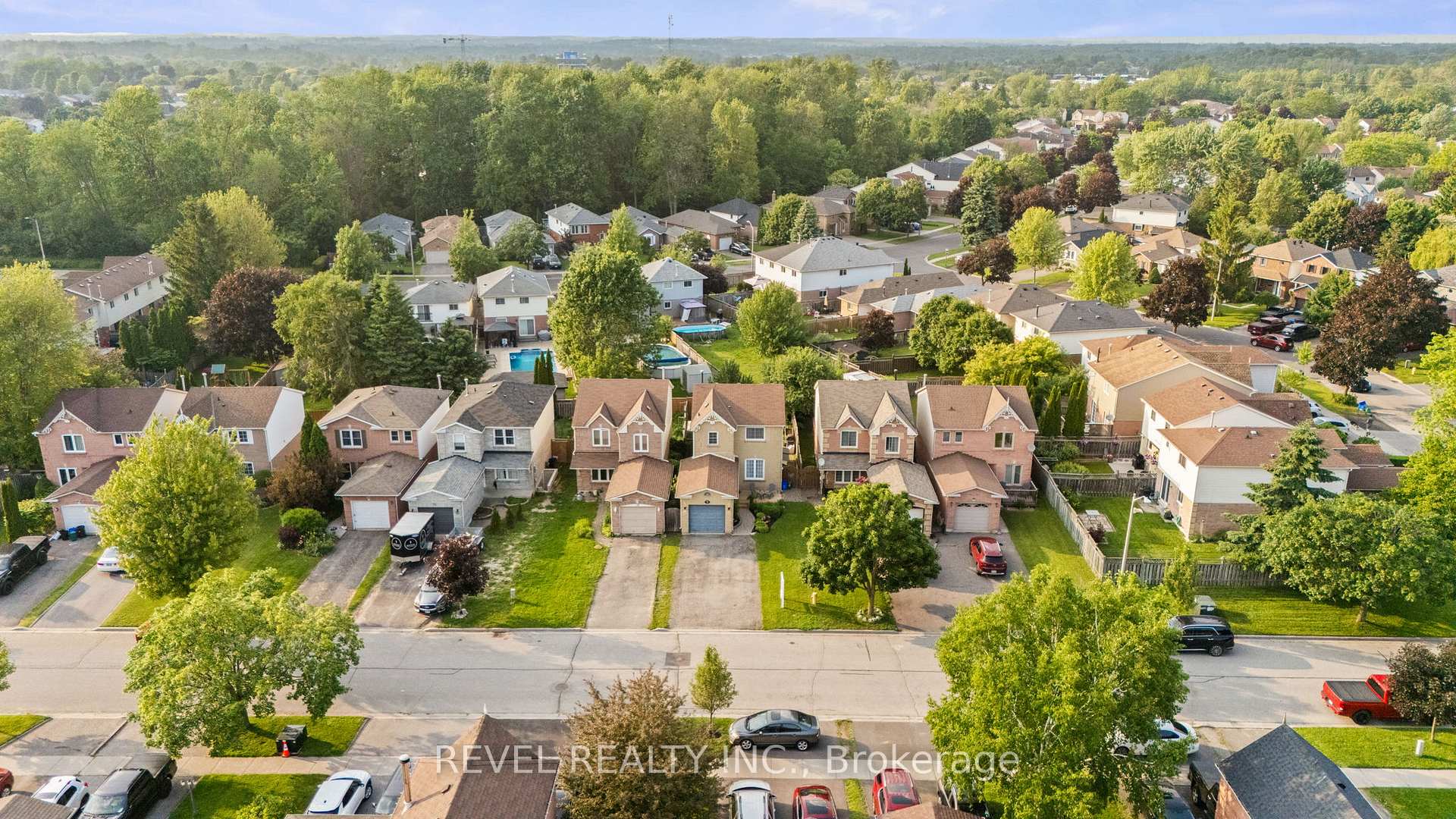 Photo 20 of 70 Yorkville Drive, Clarington, Courtice — HOMEH