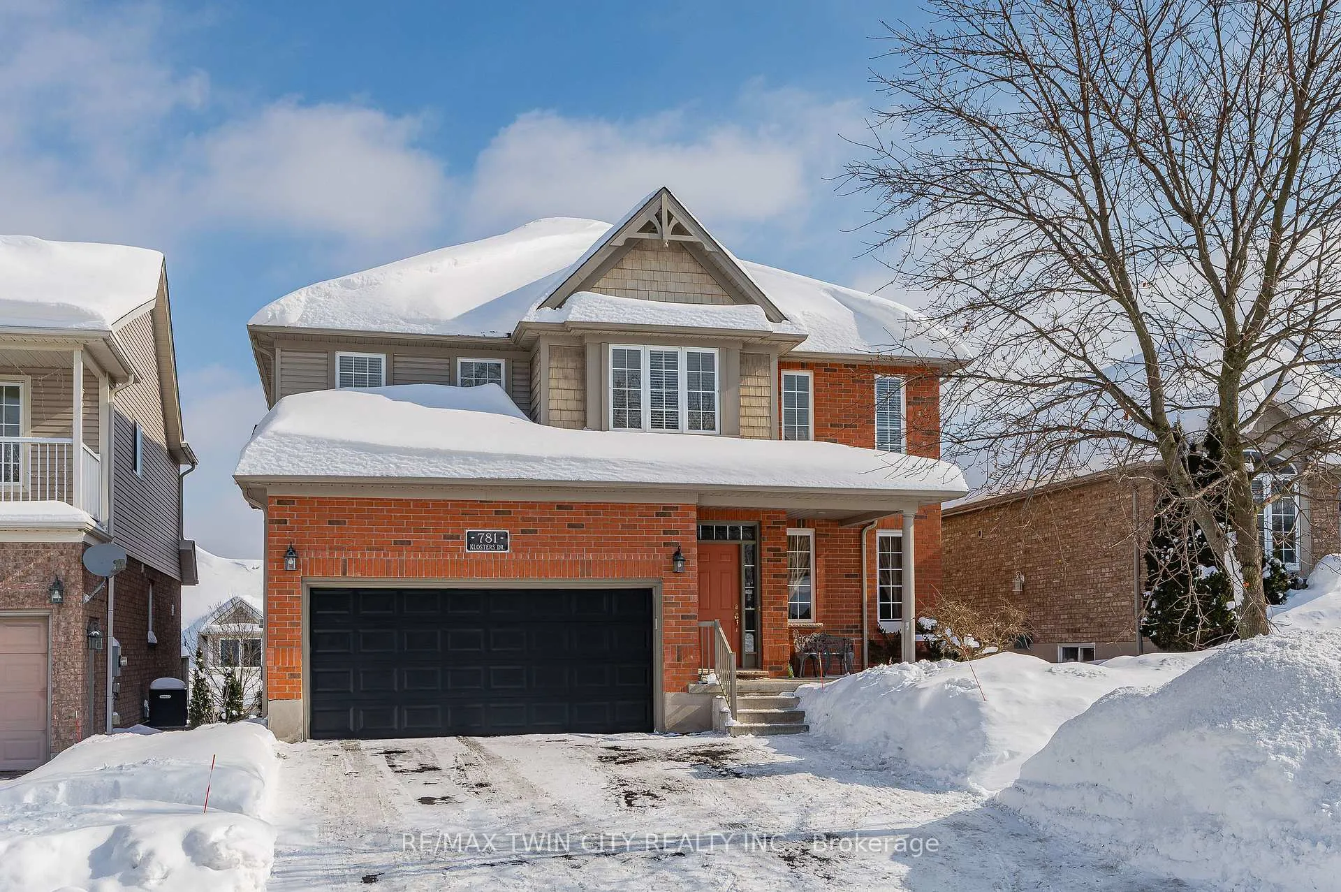 Photo 5 of 781 Klosters Drive, Waterloo — HOMEH