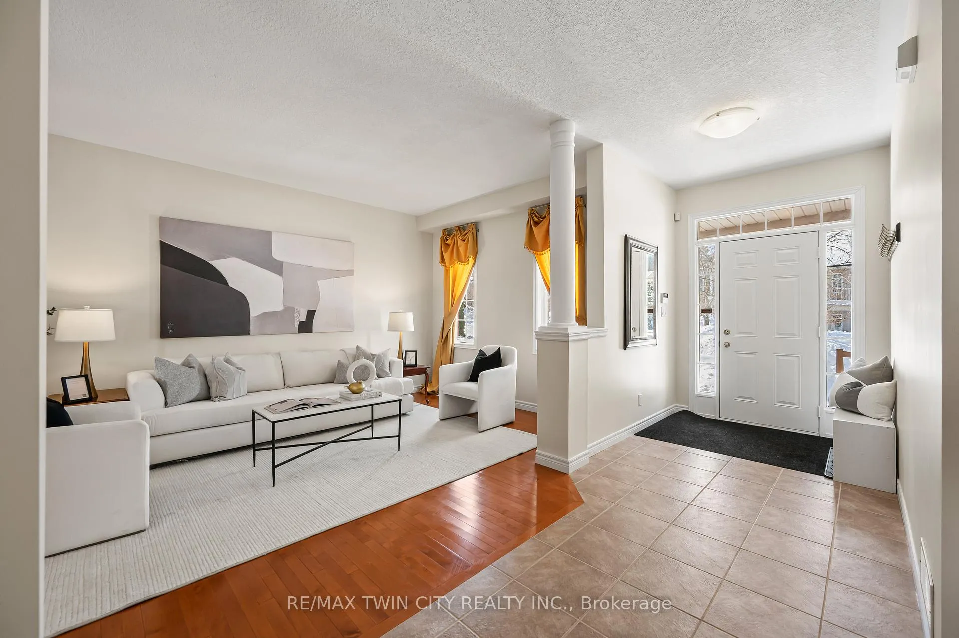 Photo 7 of 781 Klosters Drive, Waterloo — HOMEH