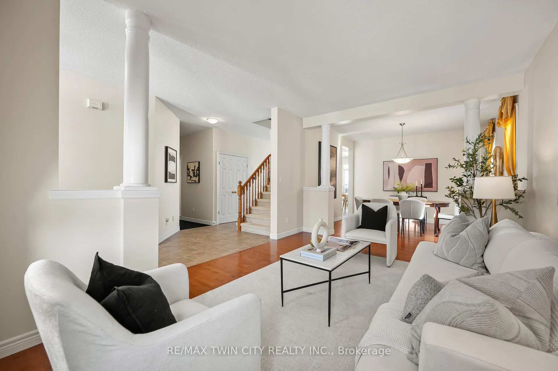 Photo 9 of 781 Klosters Drive, Waterloo — HOMEH