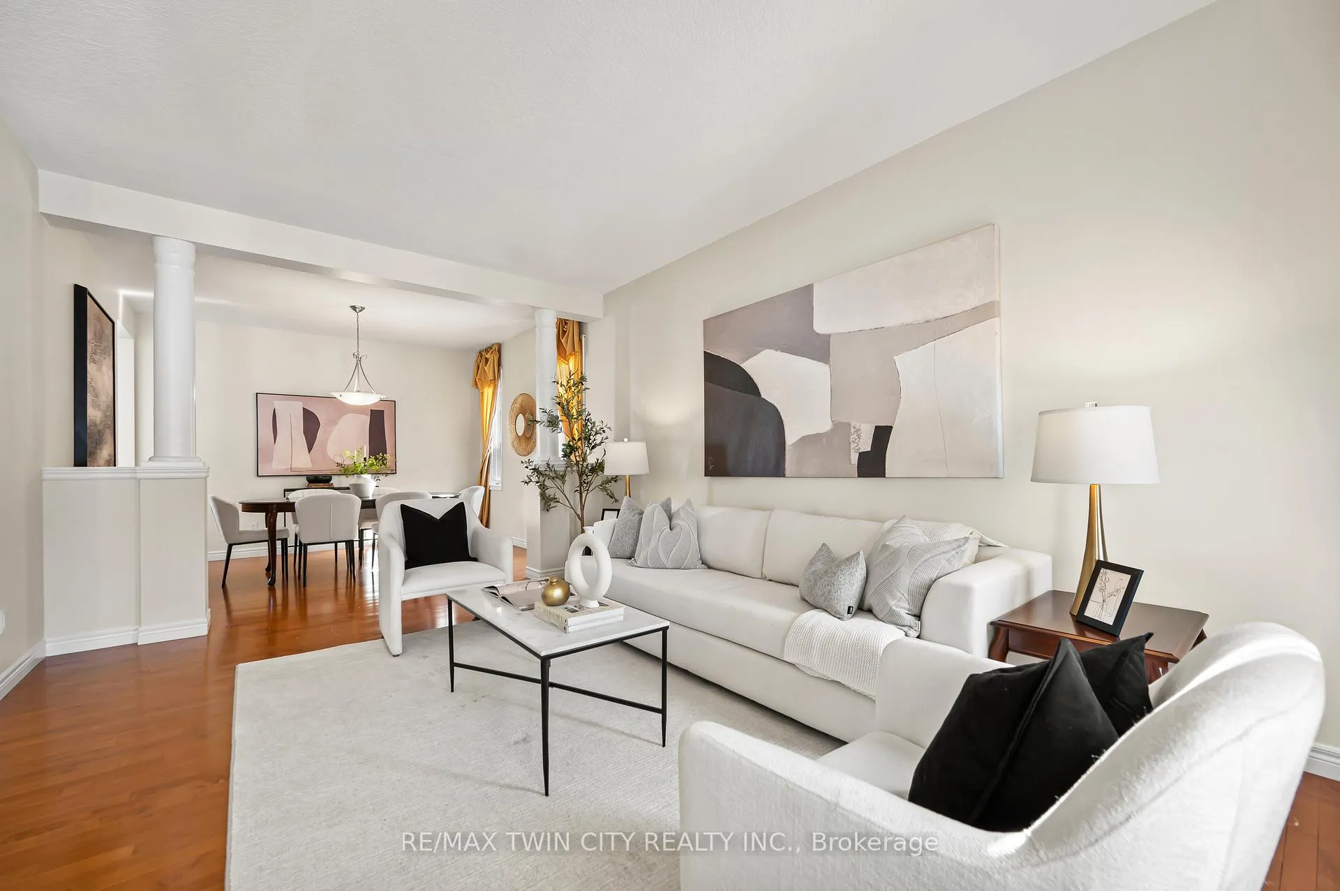 Photo 10 of 781 Klosters Drive, Waterloo — HOMEH