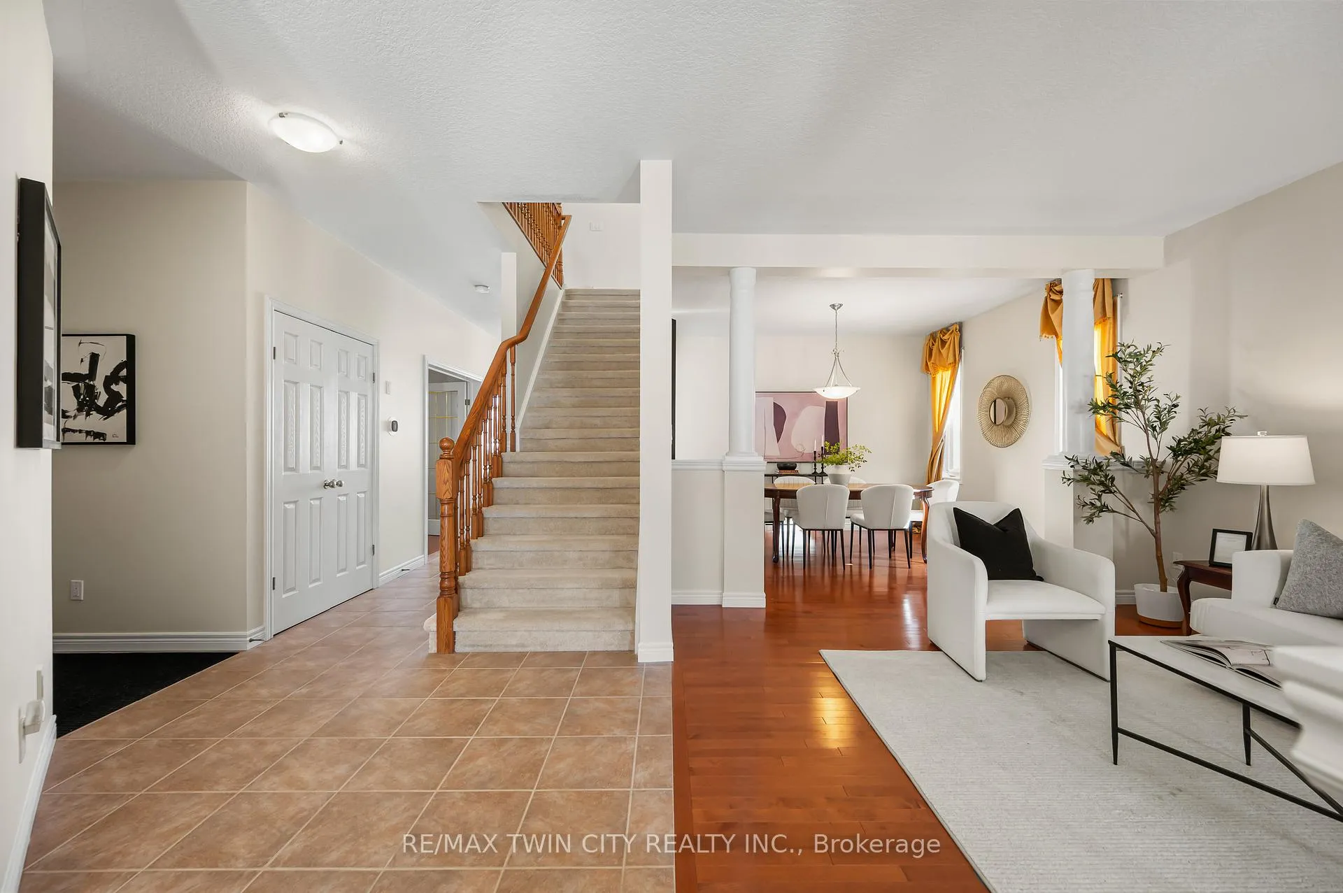 Photo 25 of 781 Klosters Drive, Waterloo — HOMEH