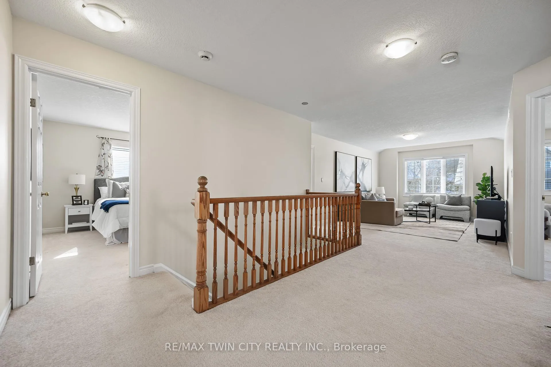 Photo 26 of 781 Klosters Drive, Waterloo — HOMEH