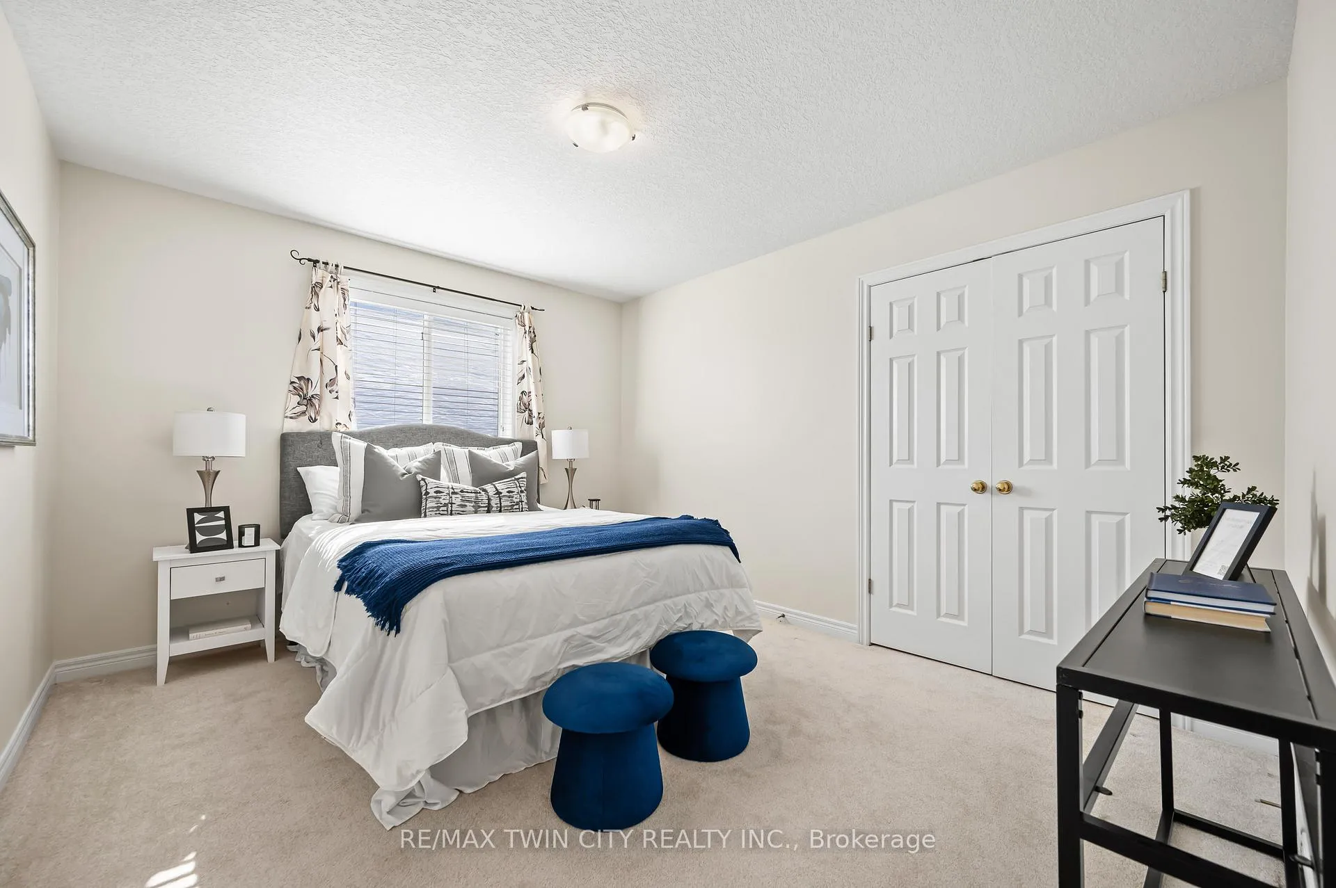 Photo 37 of 781 Klosters Drive, Waterloo — HOMEH