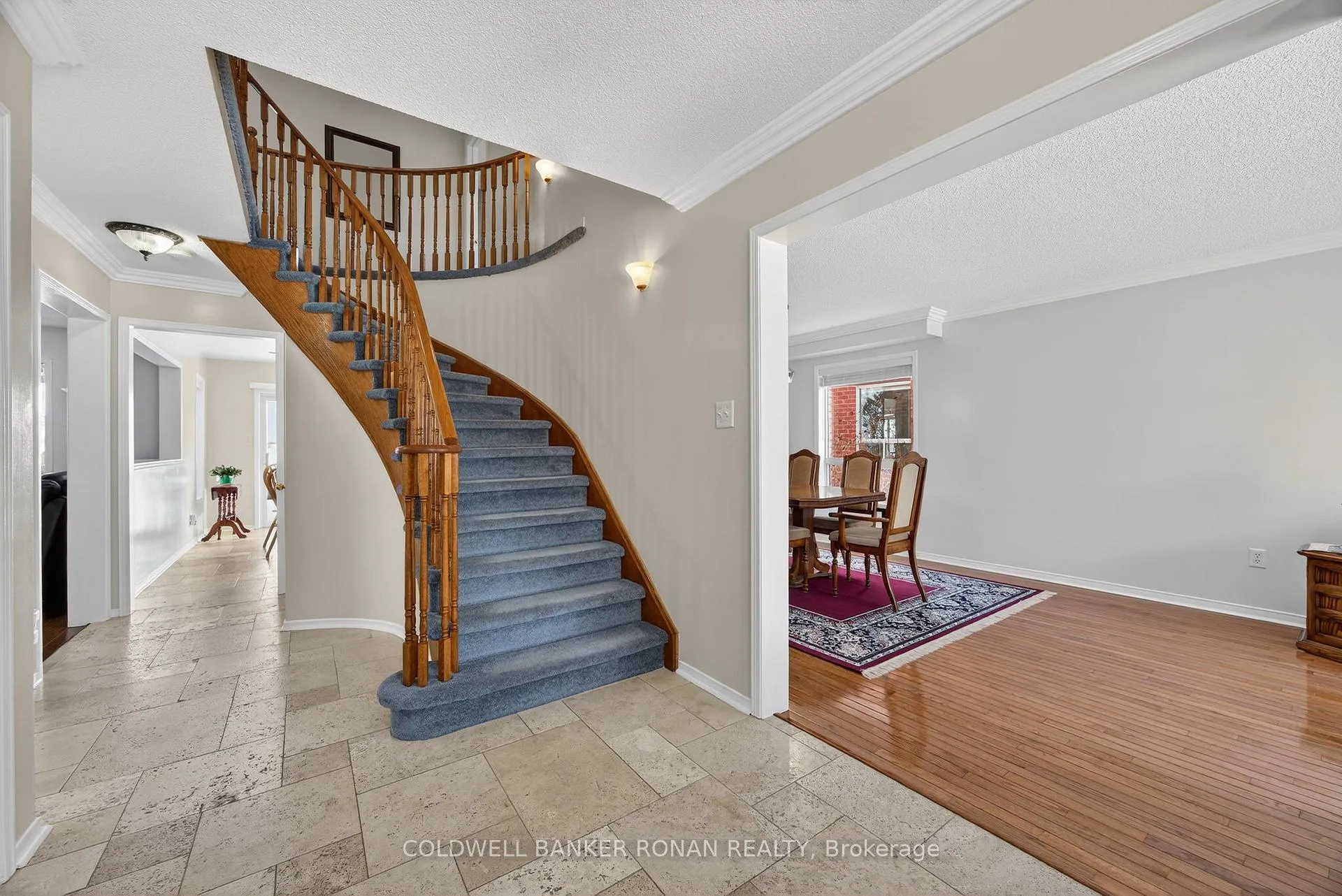 Photo 5 of 9 Reynolds Avenue, New Tecumseth, Beeton — HOMEH
