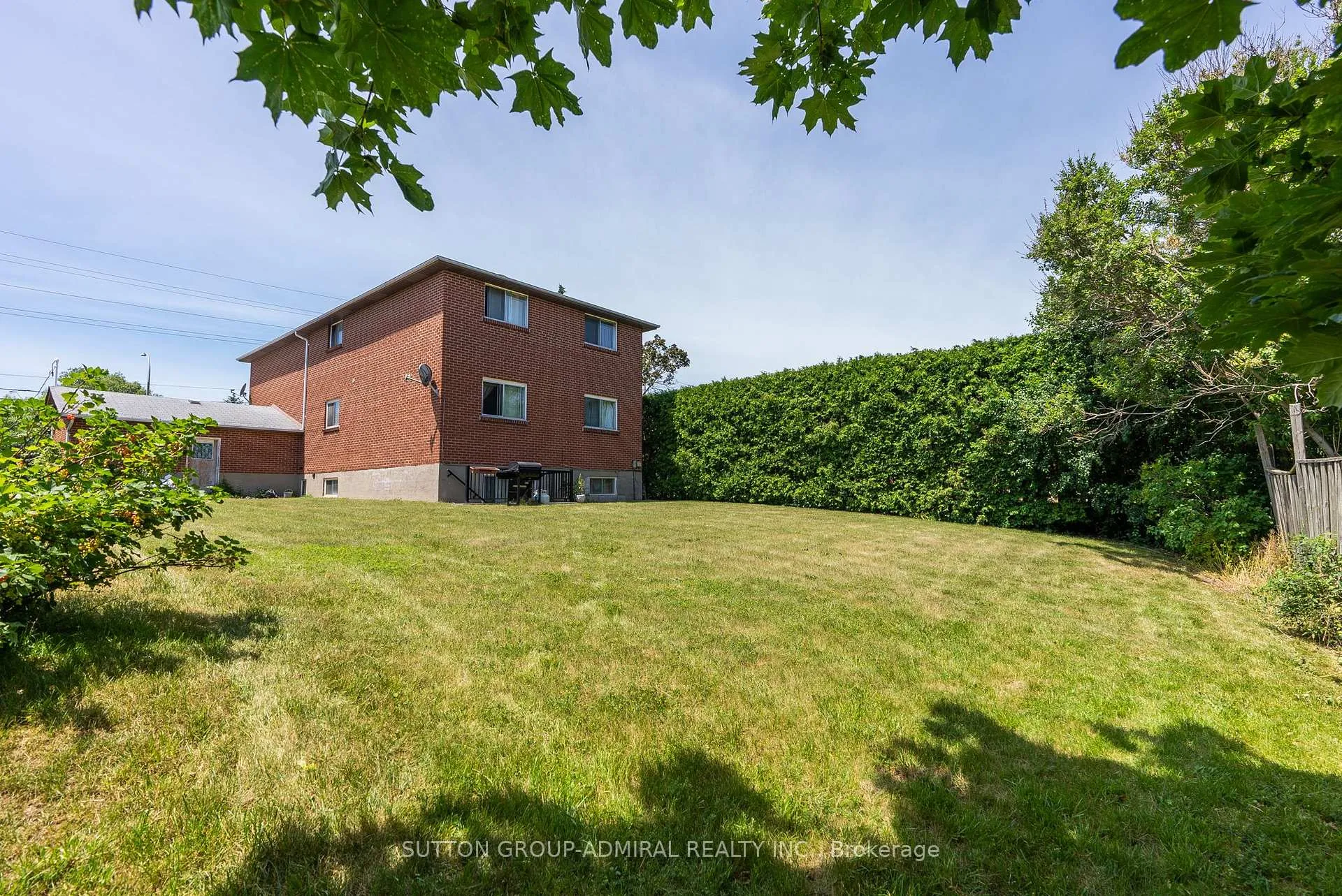 Photo 15 of 753 Cochrane Street, Whitby, Downtown Whitby — HOMEH