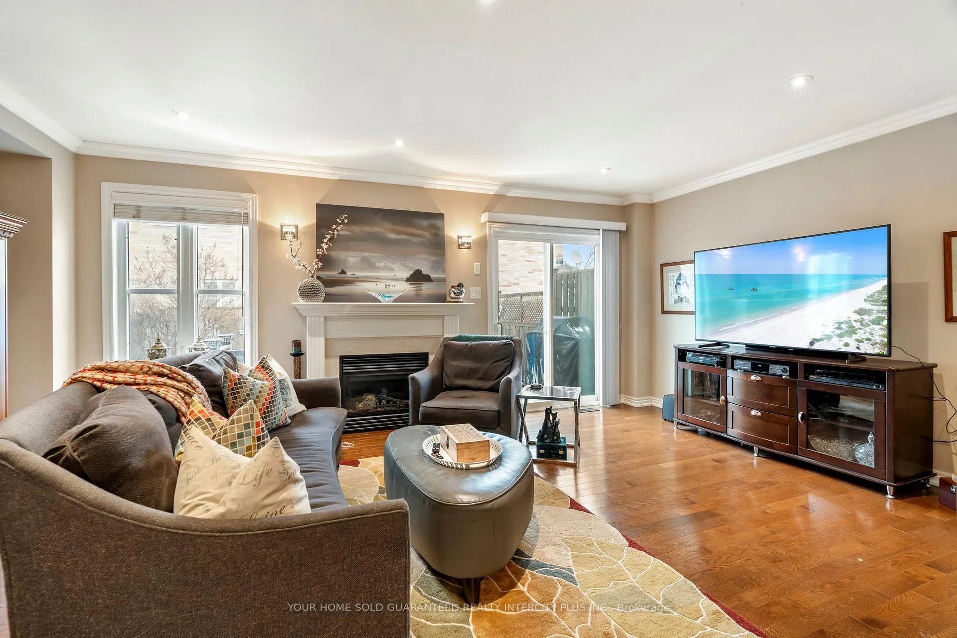 Photo 17 of 100 Black Maple Crescent, Vaughan, Patterson — HOMEH