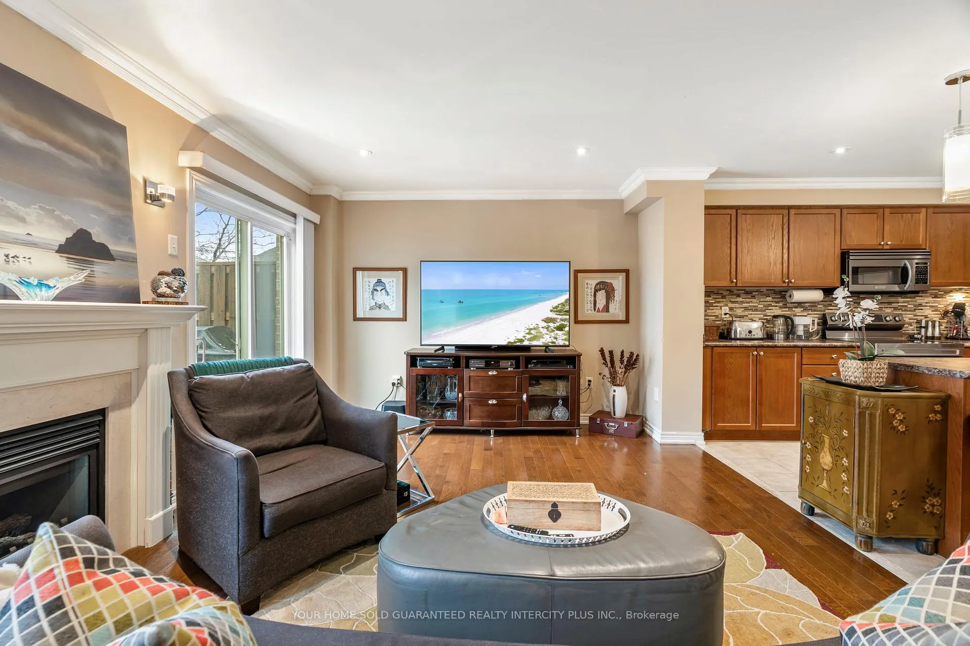 Photo 18 of 100 Black Maple Crescent, Vaughan, Patterson — HOMEH