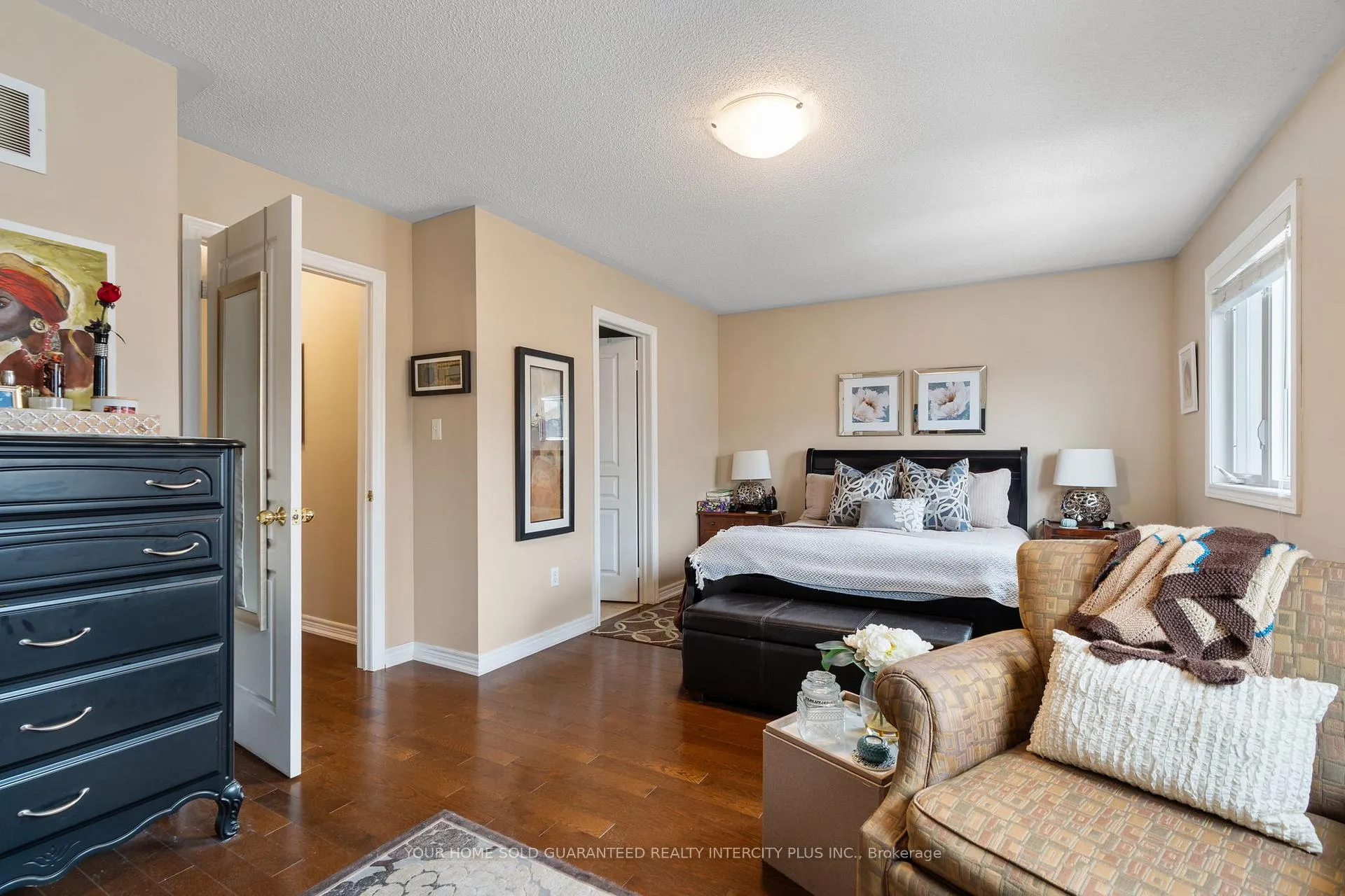 Photo 23 of 100 Black Maple Crescent, Vaughan, Patterson — HOMEH