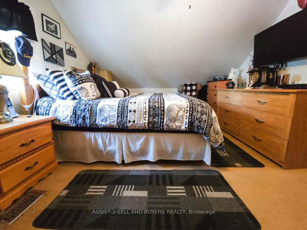 Photo 13 of 23 Monroe Avenue, Cornwall — HOMEH