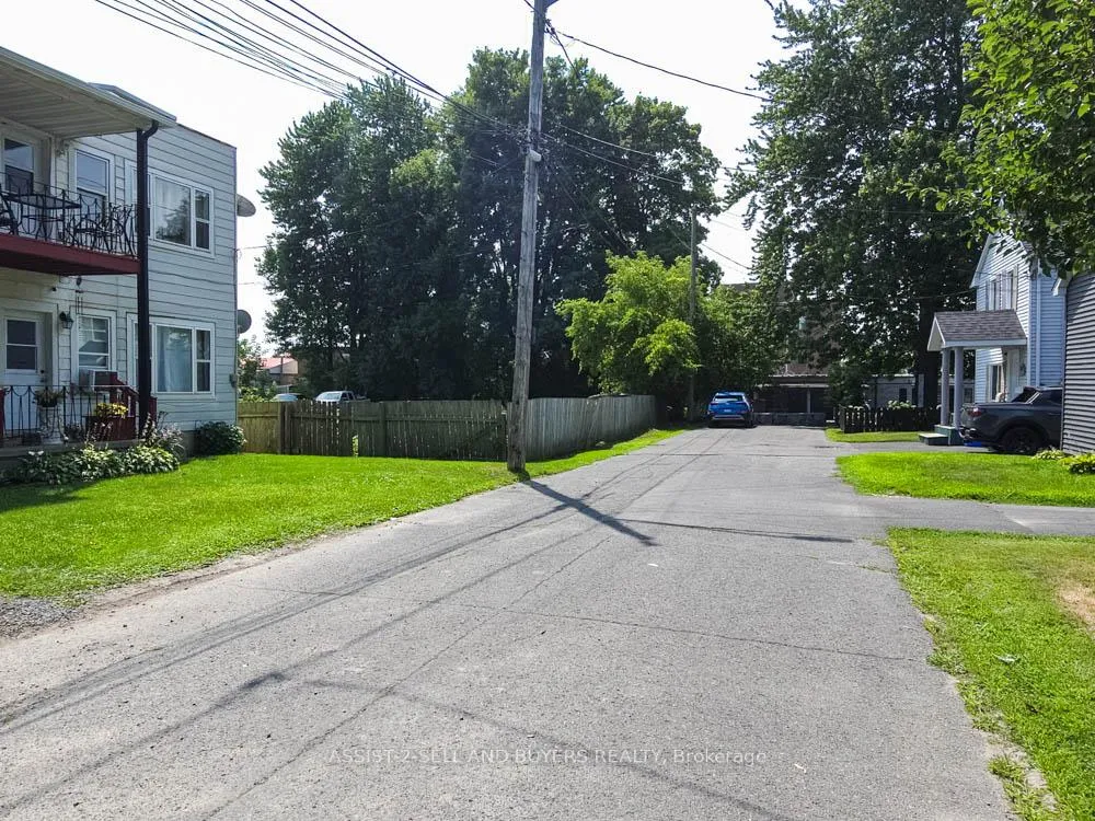 Photo 23 of 23 Monroe Avenue, Cornwall — HOMEH