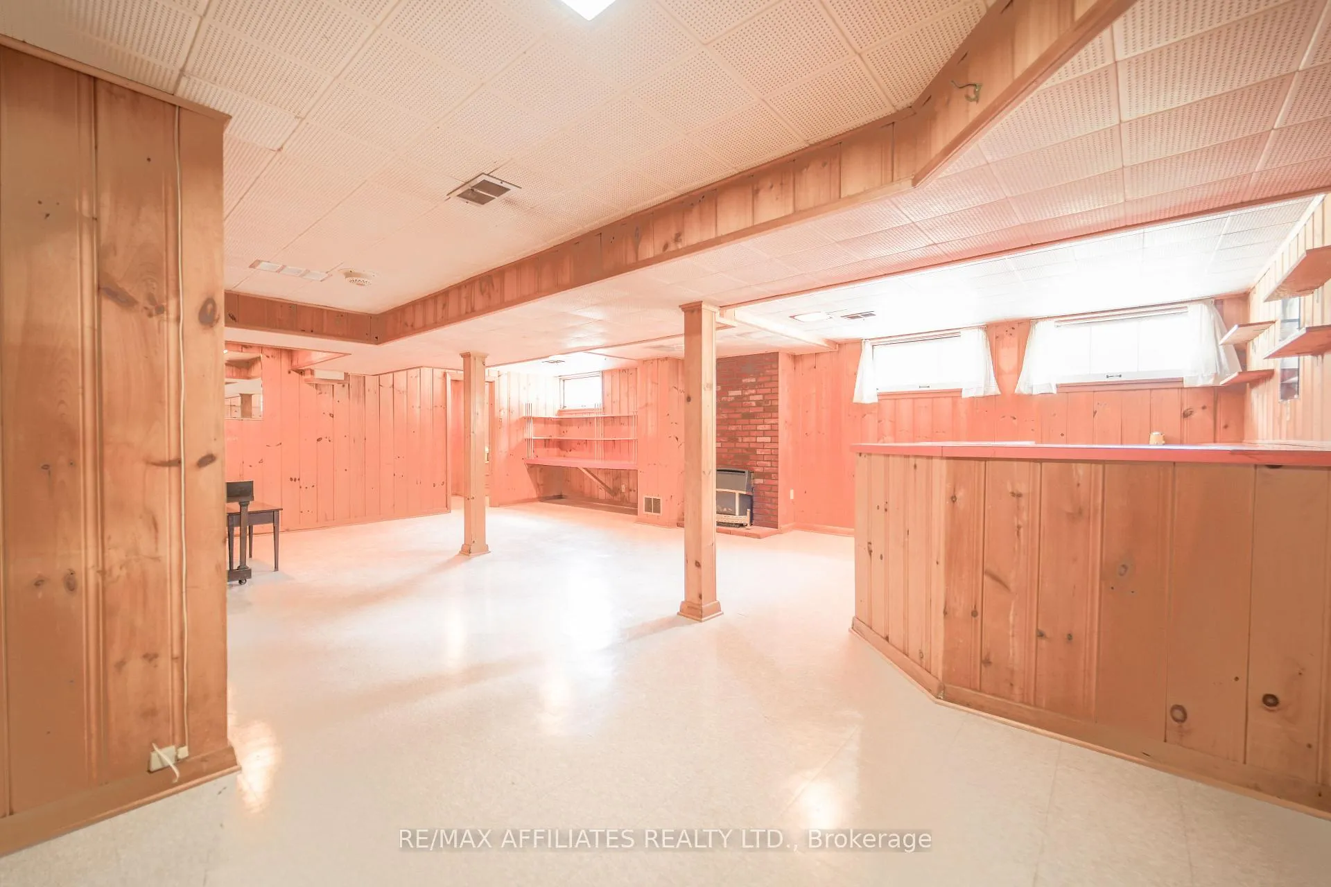 Photo 36 of 536 Browning Avenue, Ottawa, Riverview Park — HOMEH