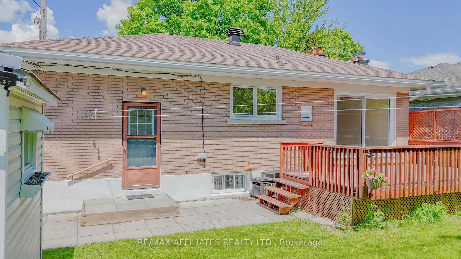 Photo 42 of 536 Browning Avenue, Ottawa, Riverview Park — HOMEH