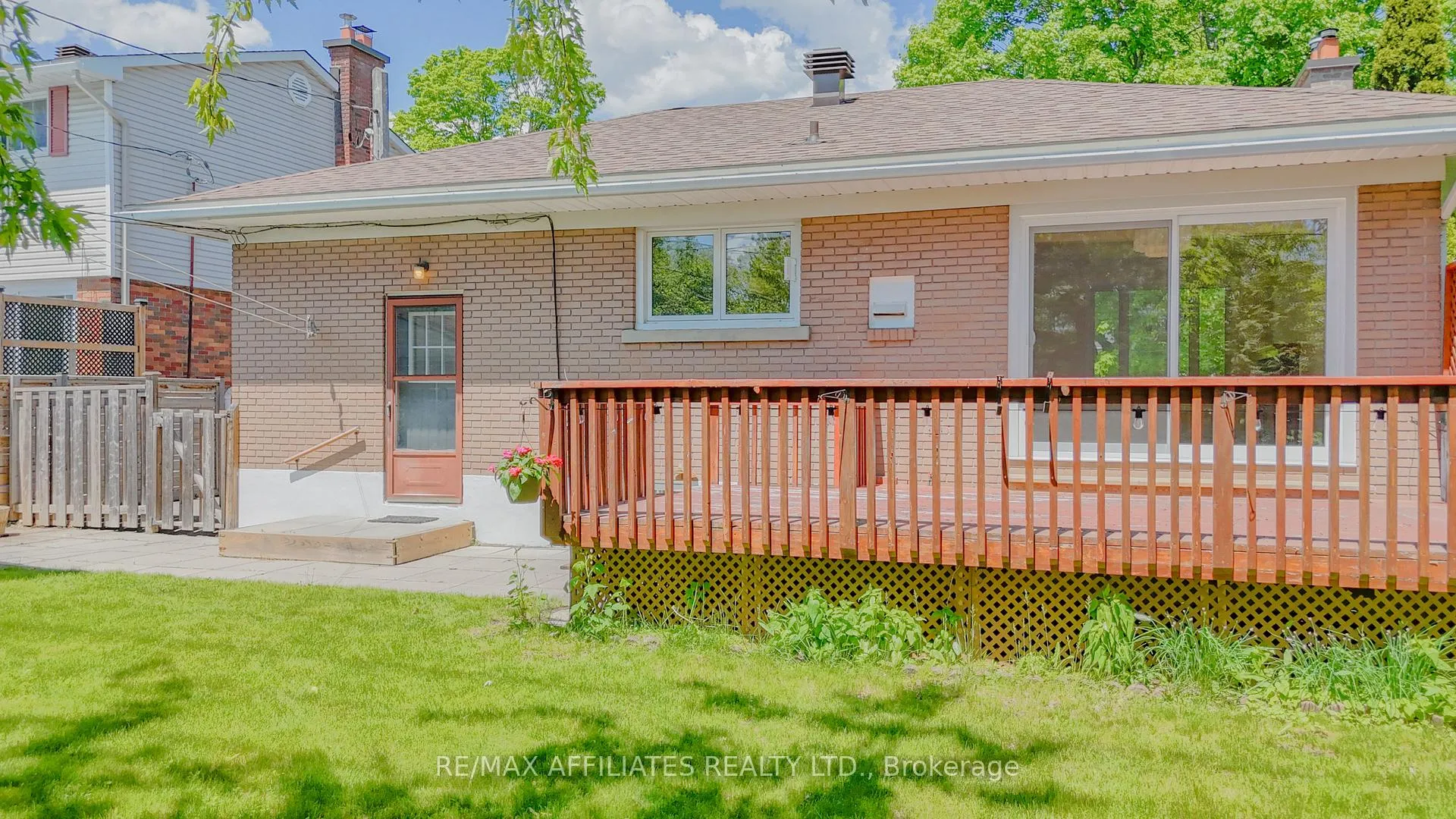 Photo 43 of 536 Browning Avenue, Ottawa, Riverview Park — HOMEH