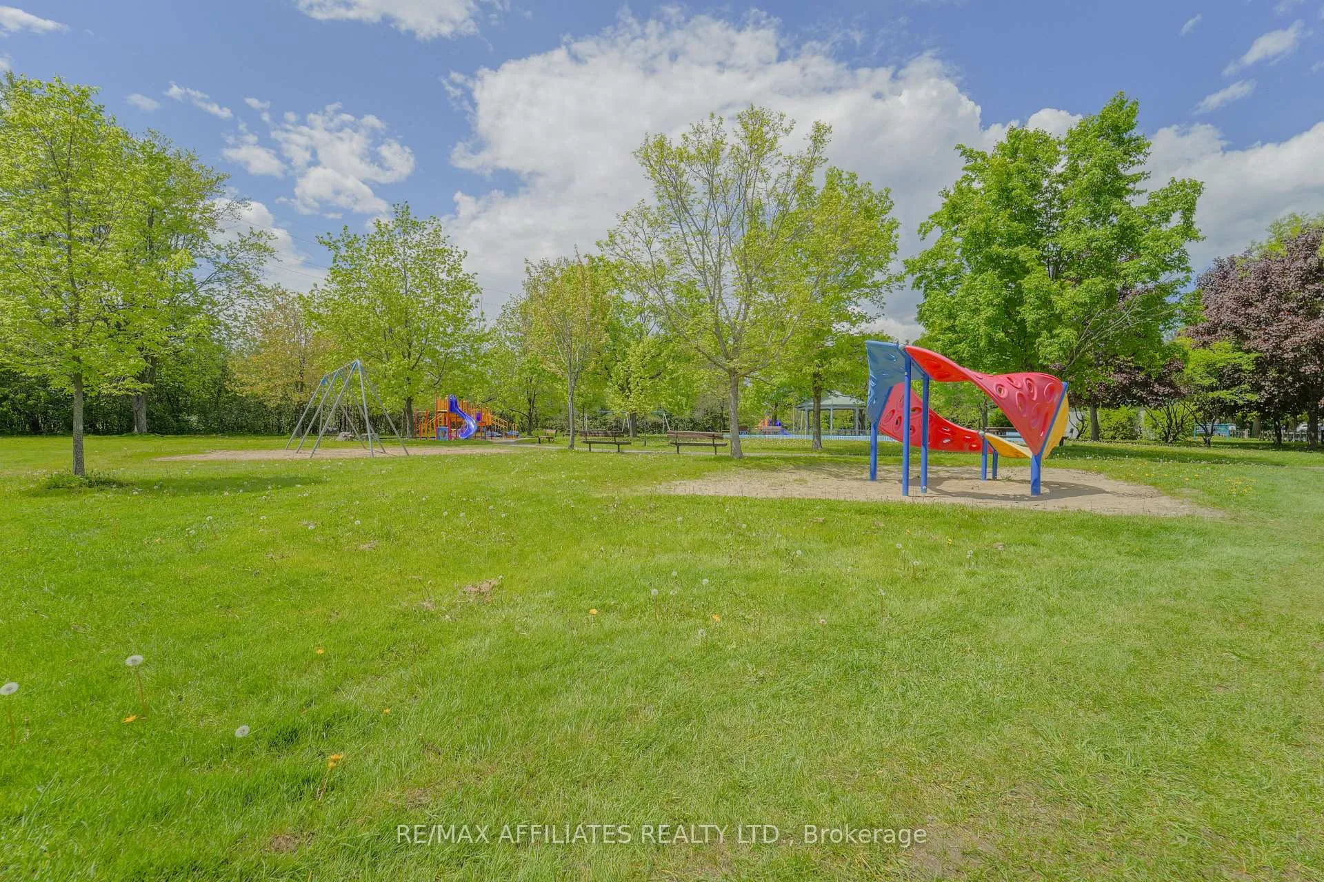 Photo 48 of 536 Browning Avenue, Ottawa, Riverview Park — HOMEH