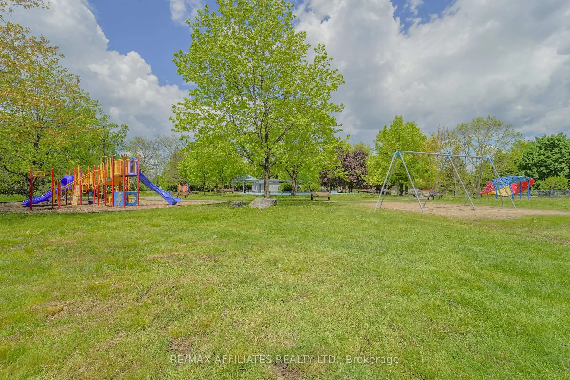 Photo 49 of 536 Browning Avenue, Ottawa, Riverview Park — HOMEH