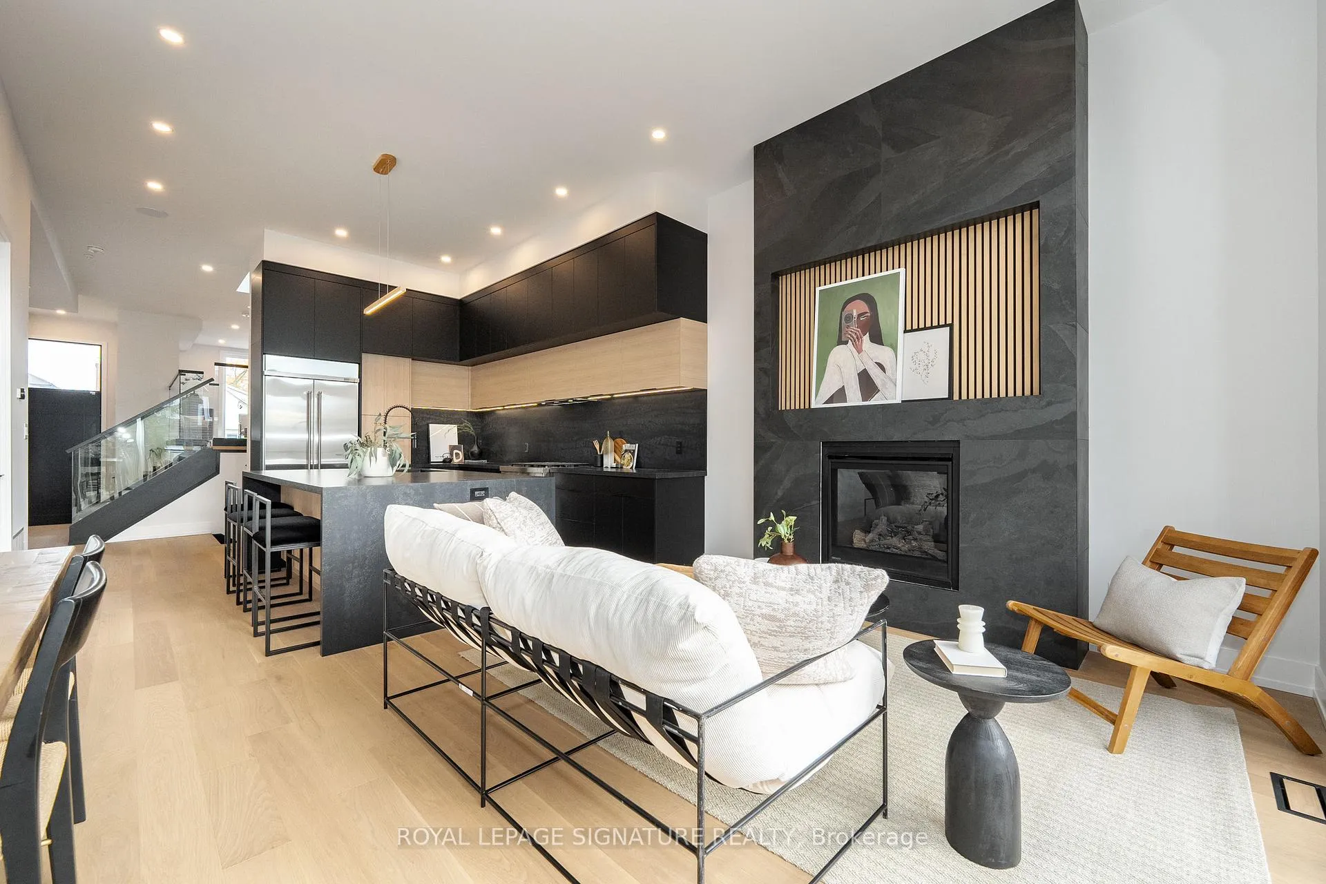 Photo 8 of 99 Yardley Avenue, Toronto, East York — HOMEH